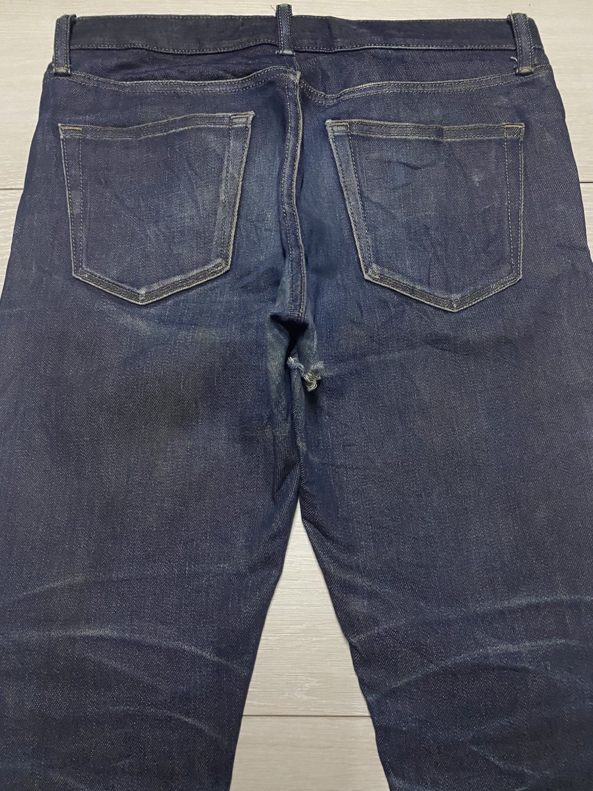 Undercover × Uniqlo Vintage Uniqlo Blue Wash Distressed Repair Skinny Jeans Size US 32 / EU 48 - 4 Thumbnail