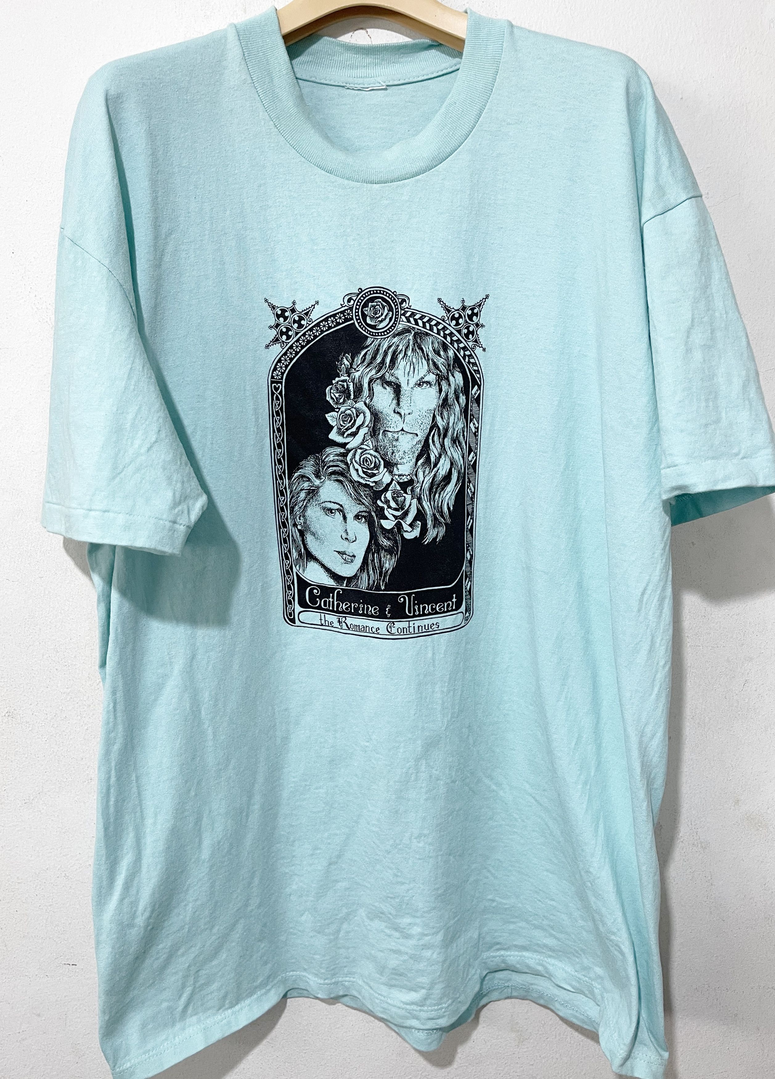 Vintage Vintage 90s Beauty and the Beast Shirt Size US XL / EU 56 / 4 - 1 Thumbnail