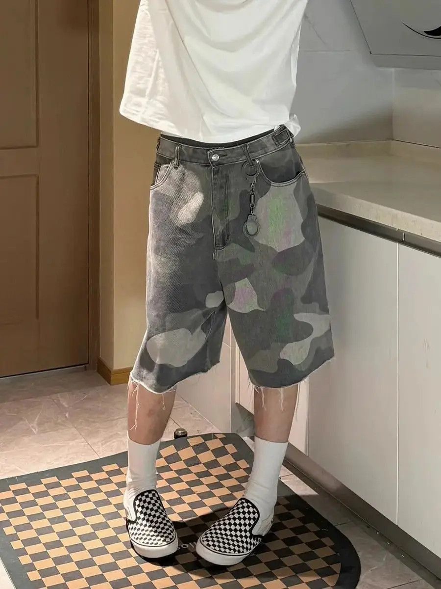 Japanese Brand Loose wide leg camouflage denim shorts Size US 32 / EU 48 - 4 Thumbnail