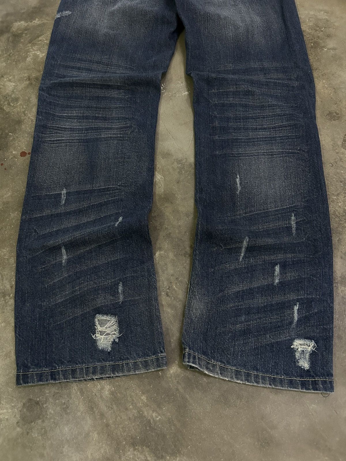 GOSTAR DE FUGA Nylaus Y2K Distressed Baggy Studded Heavy Washed Whisker Size US 30 / EU 46 - 14 Thumbnail