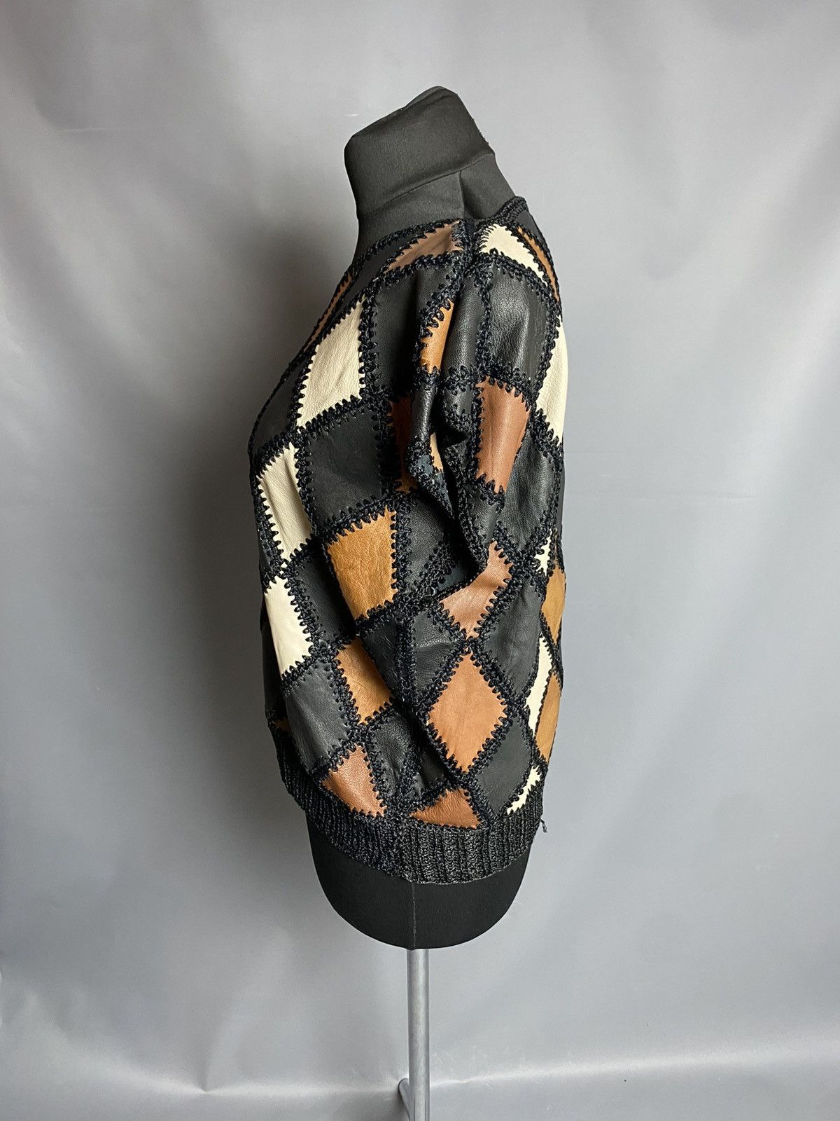 Other Vintage 80s Women’s Leather Top Argyle Diamond Pattern M/L Size M / US 6-8 / IT 42-44 - 15 Thumbnail