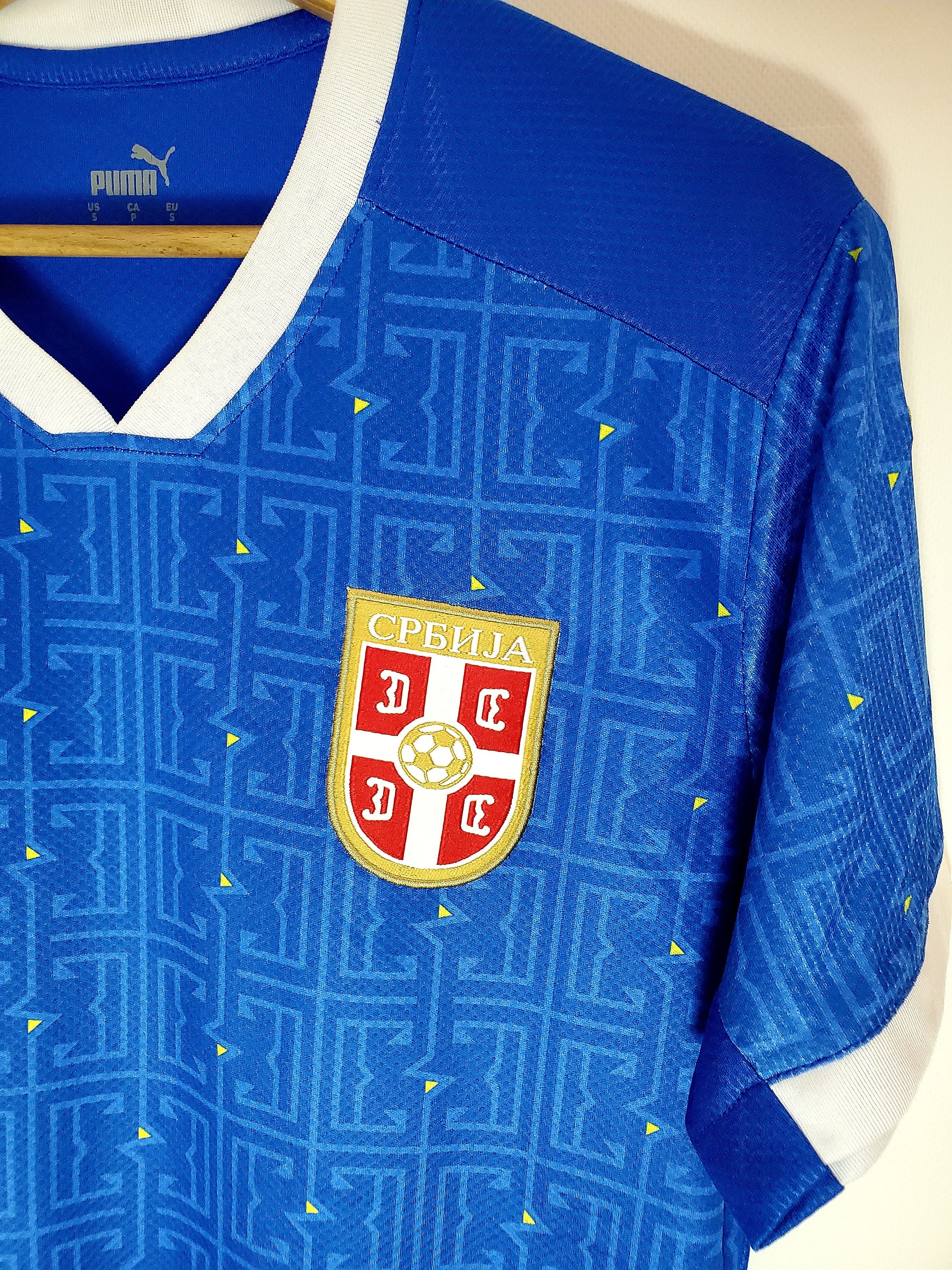 Puma SERBIA Nation puma soccer jersey size S perfect condition Size US S / EU 44-46 / 1 - 2 Thumbnail