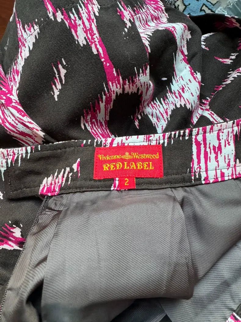 Vivienne Westwood Vivienne Westwood size 2 Pink and black leopard print skirt Size 24" / US 00 / IT 34 - 5 Thumbnail