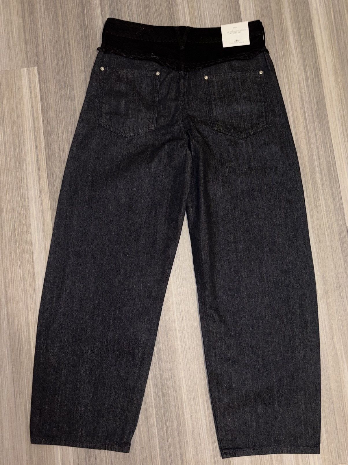 Zara Zara black two toned deconstructed wide leg jeans Size 30" / US 8 / IT 44 - 2 Thumbnail