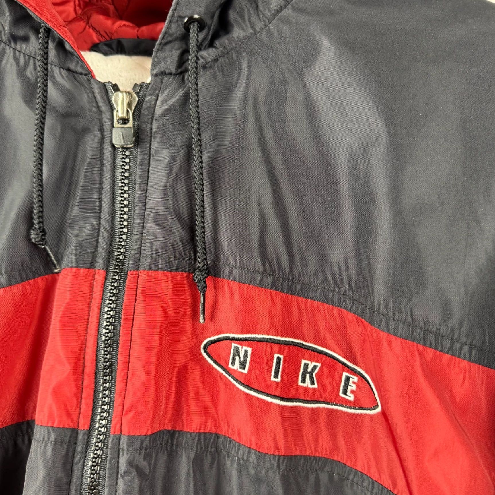 Nike VINTAGE Nike Big Swoosh Logo Black Full Zip Puffer Jacket 90s Size L Men Jacket Size US L / EU 52-54 / 3 - 5 Thumbnail
