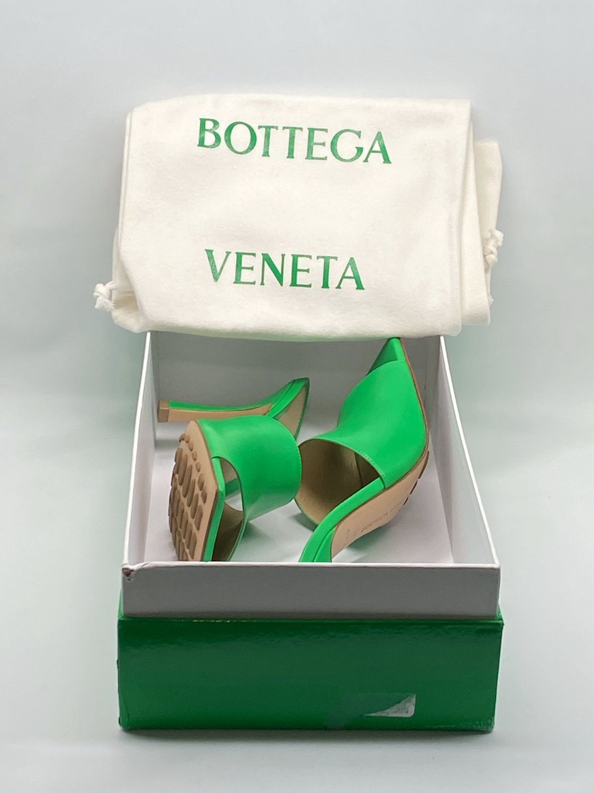 Bottega Veneta Bottega Veneta Stretch Leather Mules size 37.5 Size US 7.5 / IT 37.5 - 11 Thumbnail