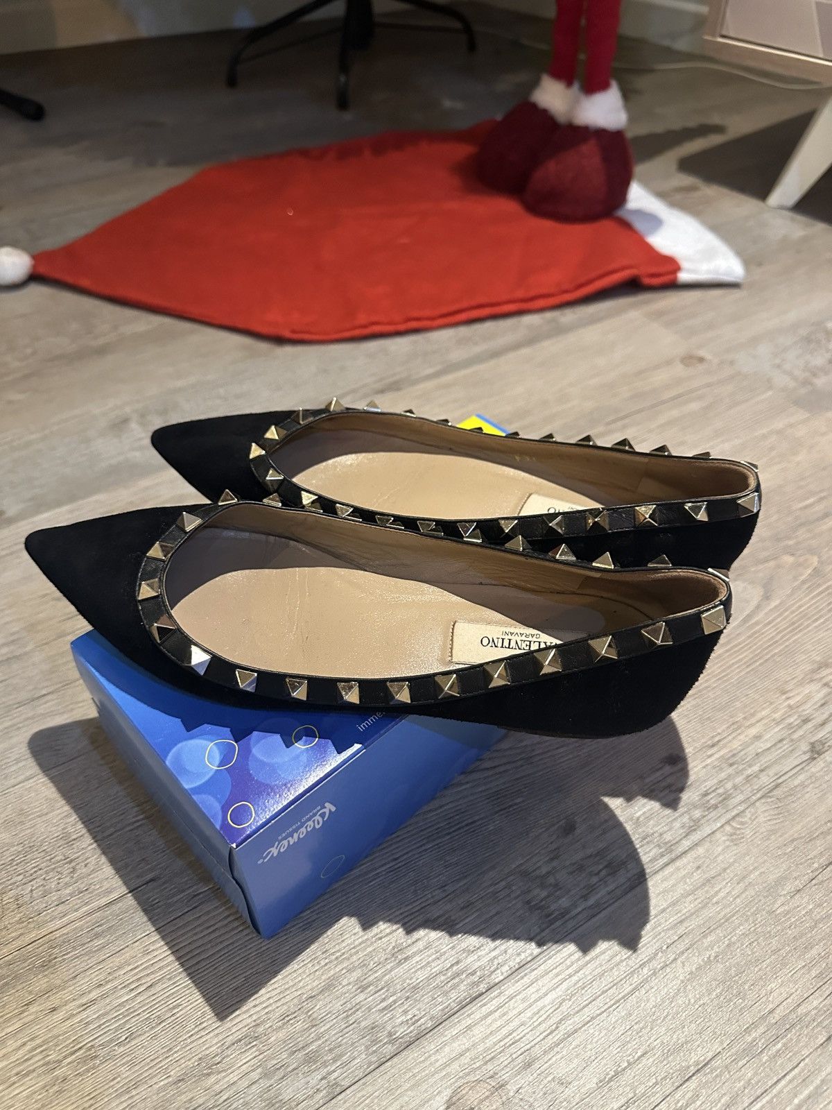Valentino Ballerines Valentino Garavani Rockstud en Daim Noir Size US 5.5 / IT 35.5 - 7 Thumbnail