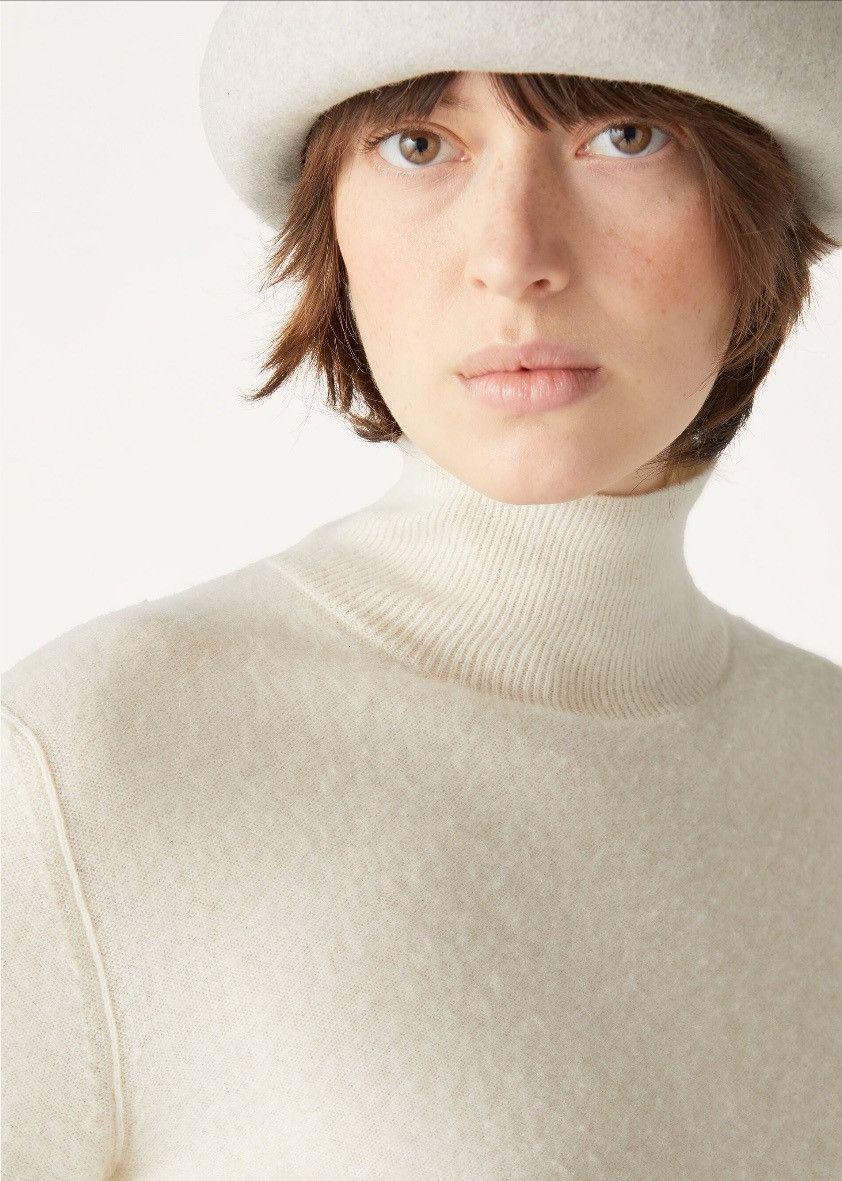 Loro Piana o1srvl11e0725 FAO2888 Turtleneck Sweater in White Size S / US 4 / IT 40 - 2 Thumbnail