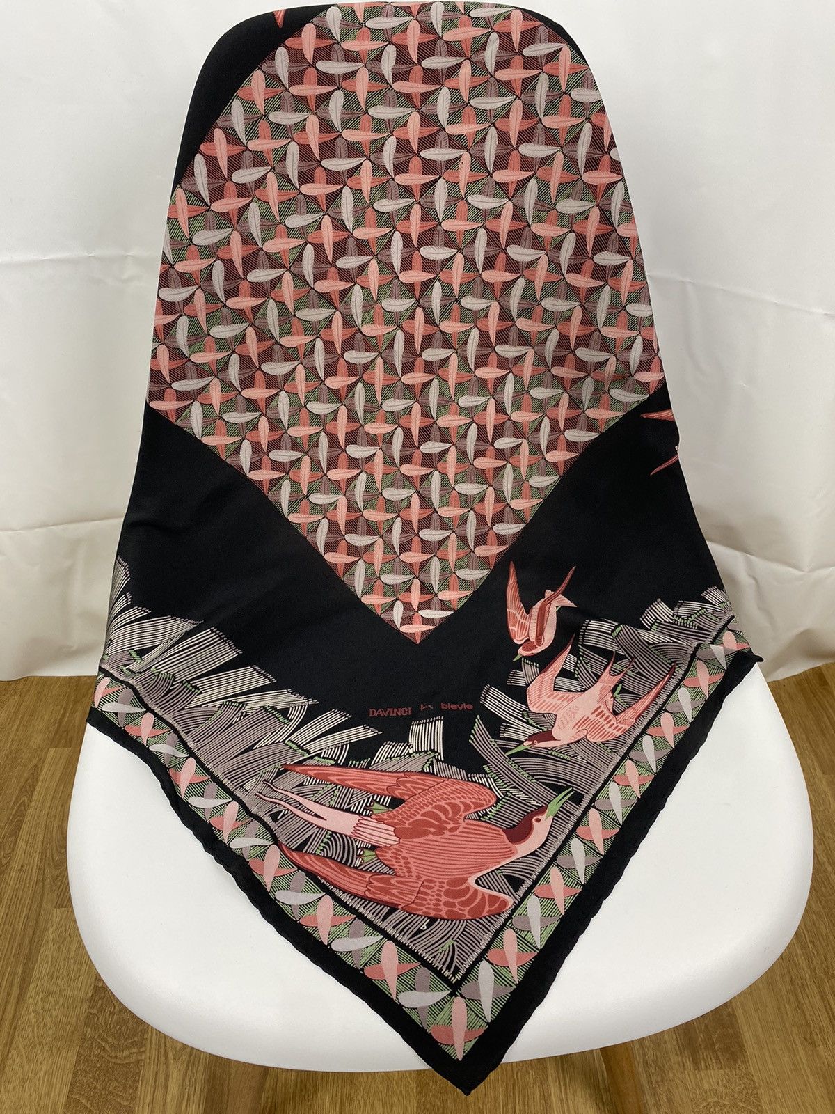 Designer Davinci bleyle Silk Birds Printed Scarf Size ONE SIZE - 2 Thumbnail