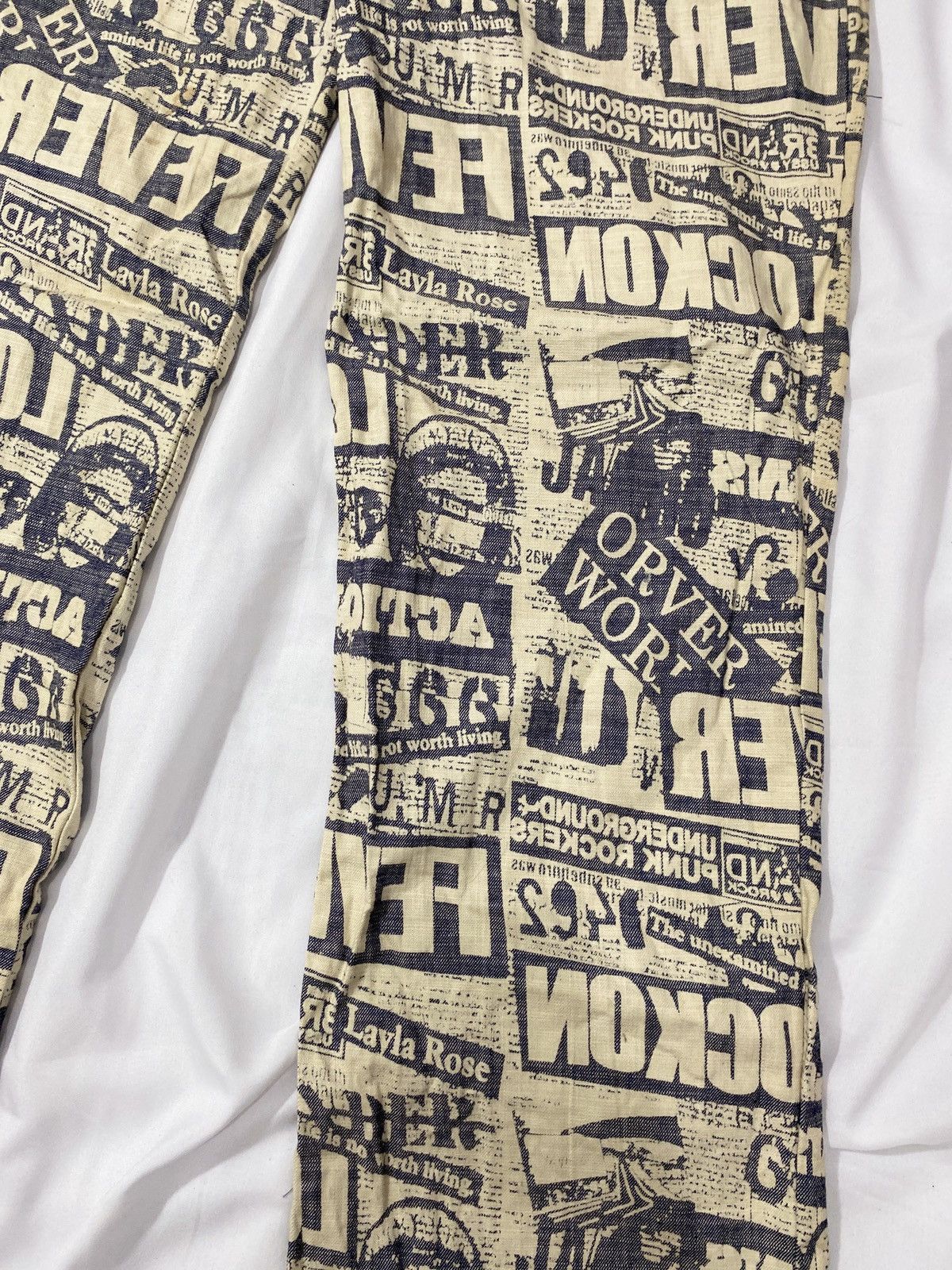 Hysteric Glamour Japanese Brand Darkvictory God Save The Queen NewsPaper Size US 29 - 4 Thumbnail