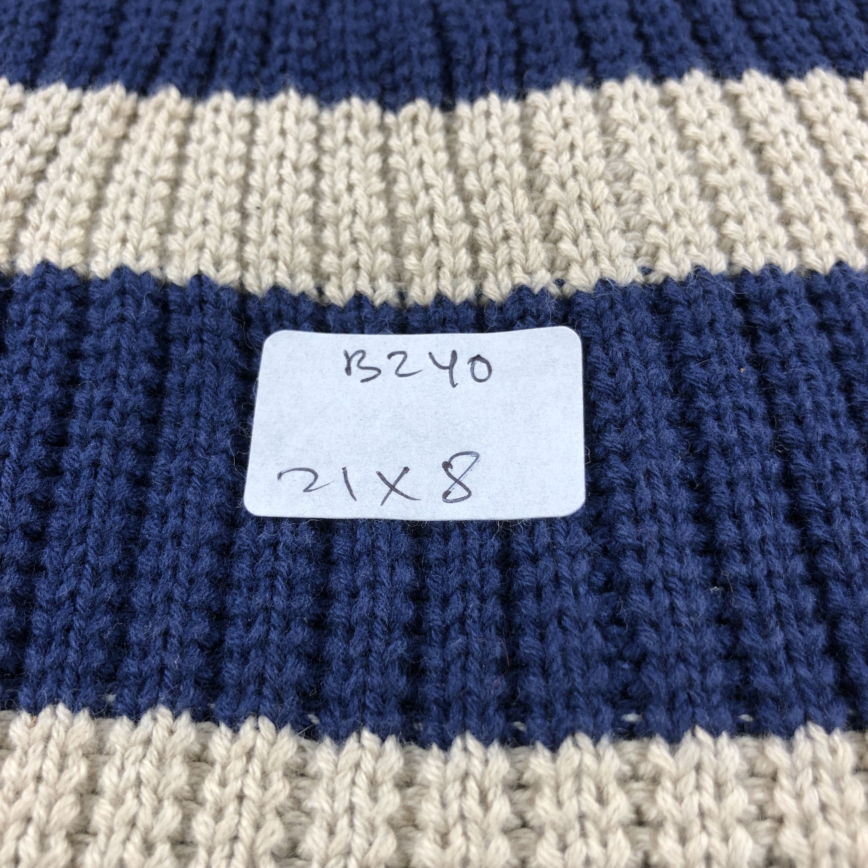 Champion Champion Beanie Snowcap Snow Hat B240 Size ONE SIZE - 9 Thumbnail