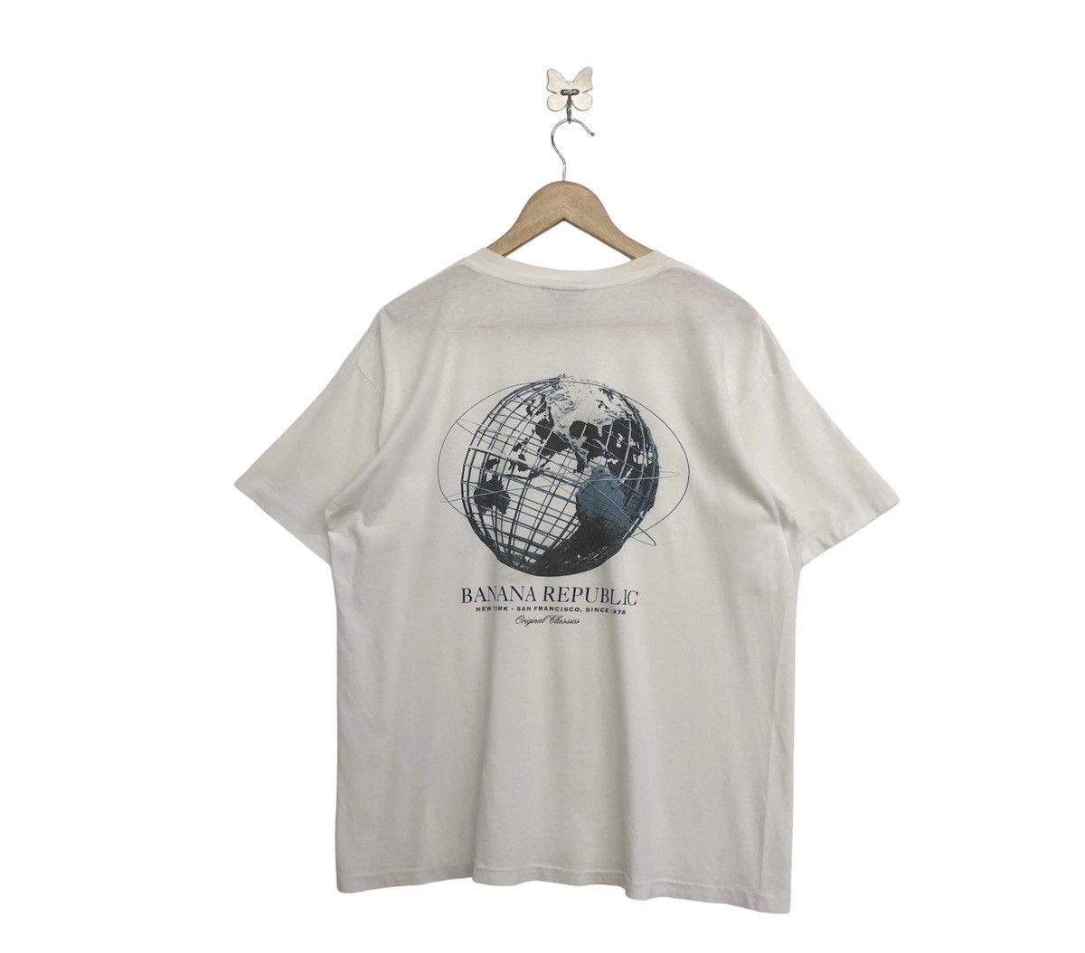 Banana Republic × Vintage Vintage Banana Republic Original Classic Backprint Tshirt Size US M / EU 48-50 / 2 - 1 Thumbnail