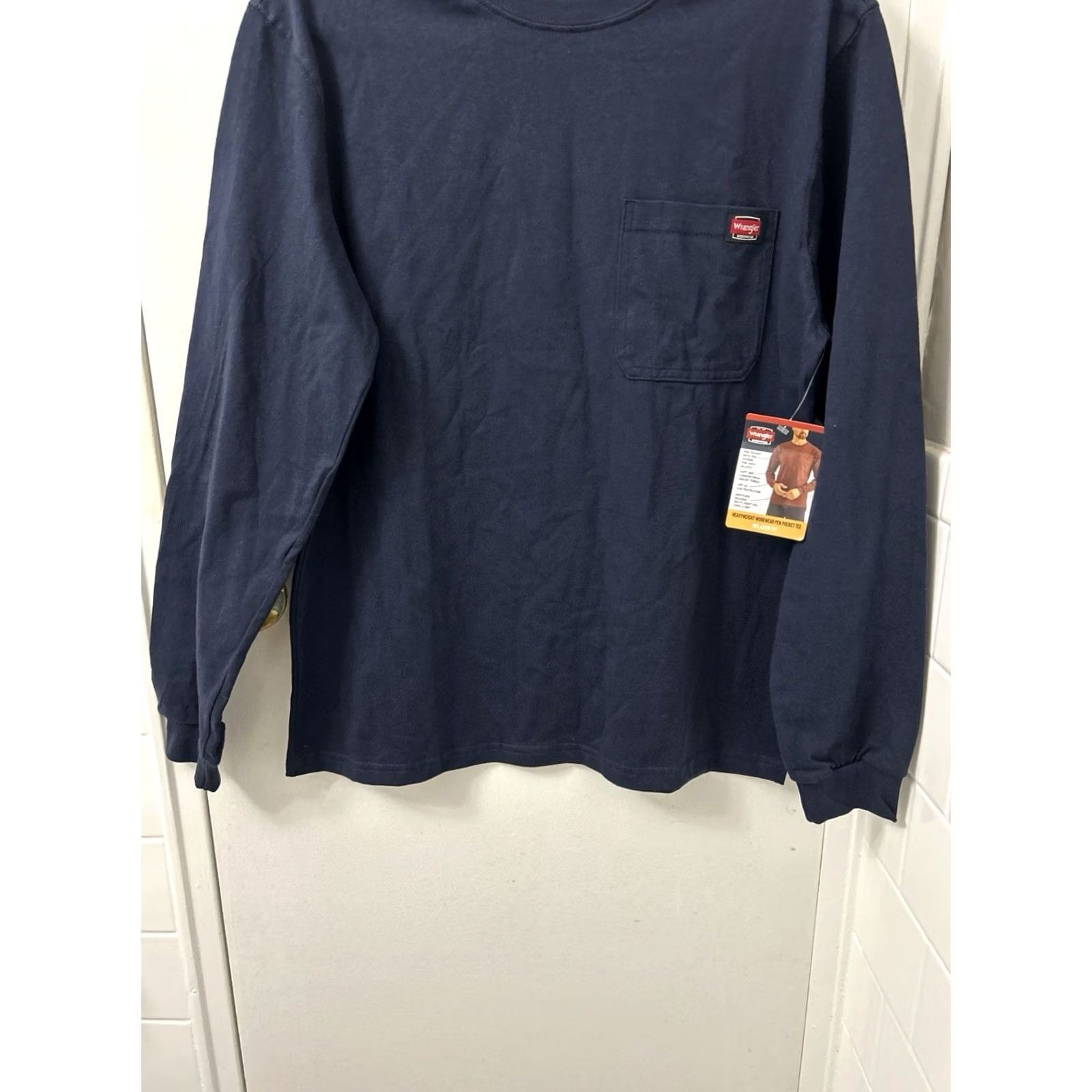 Wrangler Wrangler Workwear T Shirt Mens M Blue Heavyweight Relaxed Long Sleeve NWT Pen Pocket UPF 30 Moisture Wicking Size US M / EU 48-50 / 2 - 3 Thumbnail