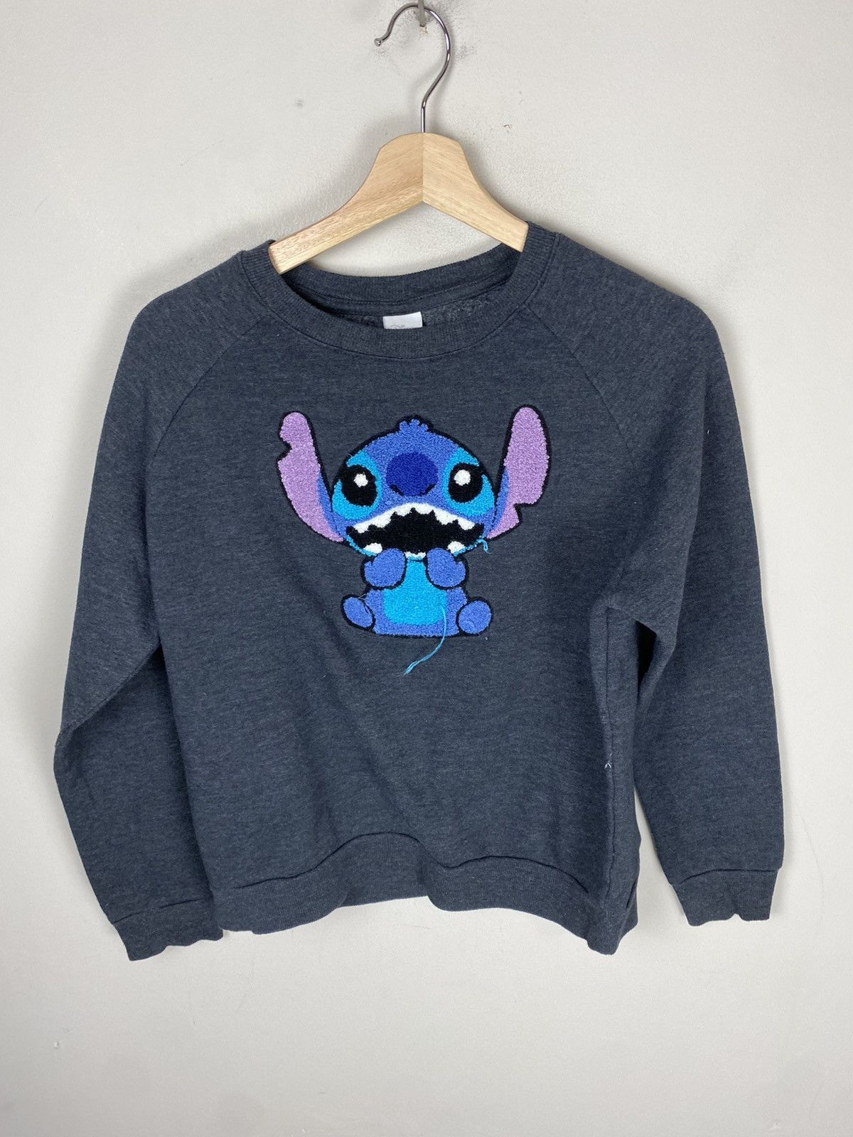 Disney × Vintage Vintage Crewneck Disney Stitch Lilo and Stitch Vintage Sweatshirt Size US S / EU 44-46 / 1 - 1 Thumbnail