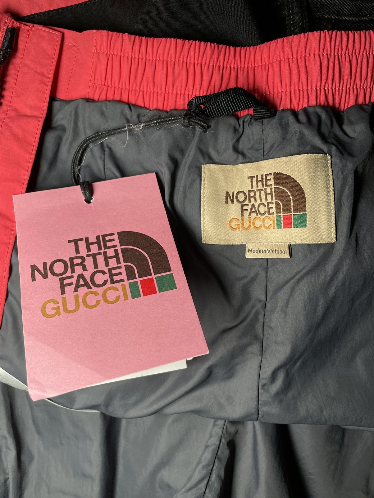 Gucci × The North Face Gucci x The North Face Nylon Pants Size 25" / US 0 / IT 36 - 13 Thumbnail