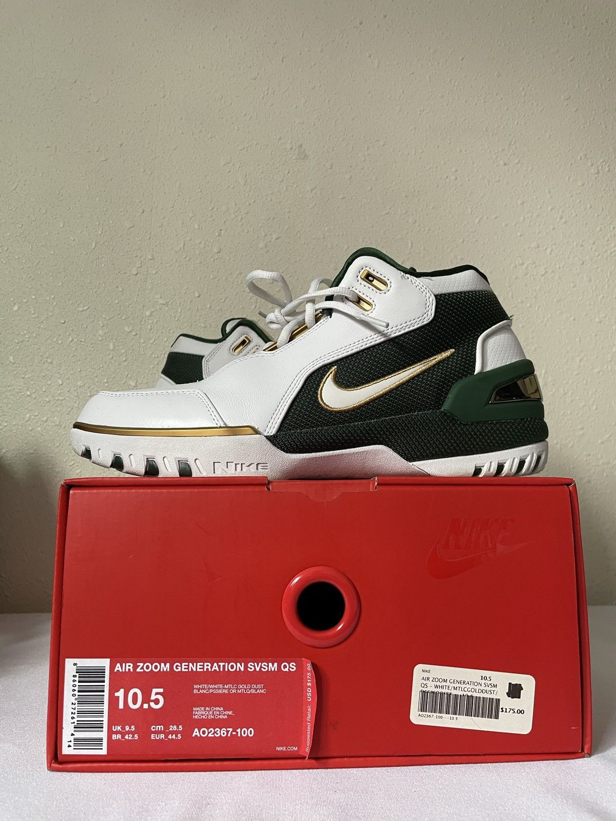 Nike Nike Air Zoom Generation Retro QS SVSM Lebron James 10.5 Size US 10.5 / EU 43-44 - 1 Thumbnail
