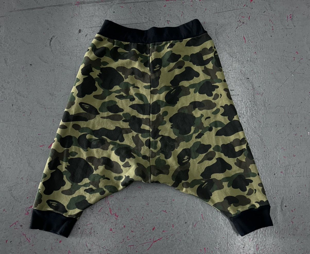 Bape Bape Women’s camo sweatpants Size Small Size 26" / US 2 / IT 38 - 1 Thumbnail
