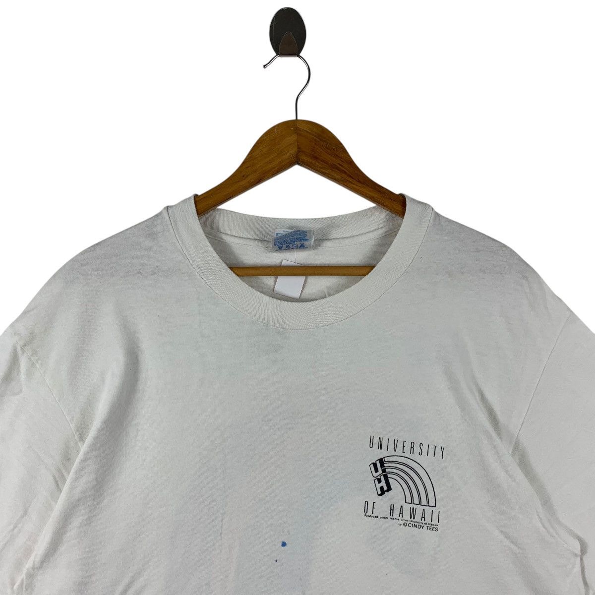 Hanes × Vintage Vintage UNIVERSITY OF HAWAII Rainbow printed tee Size US L / EU 52-54 / 3 - 3 Thumbnail