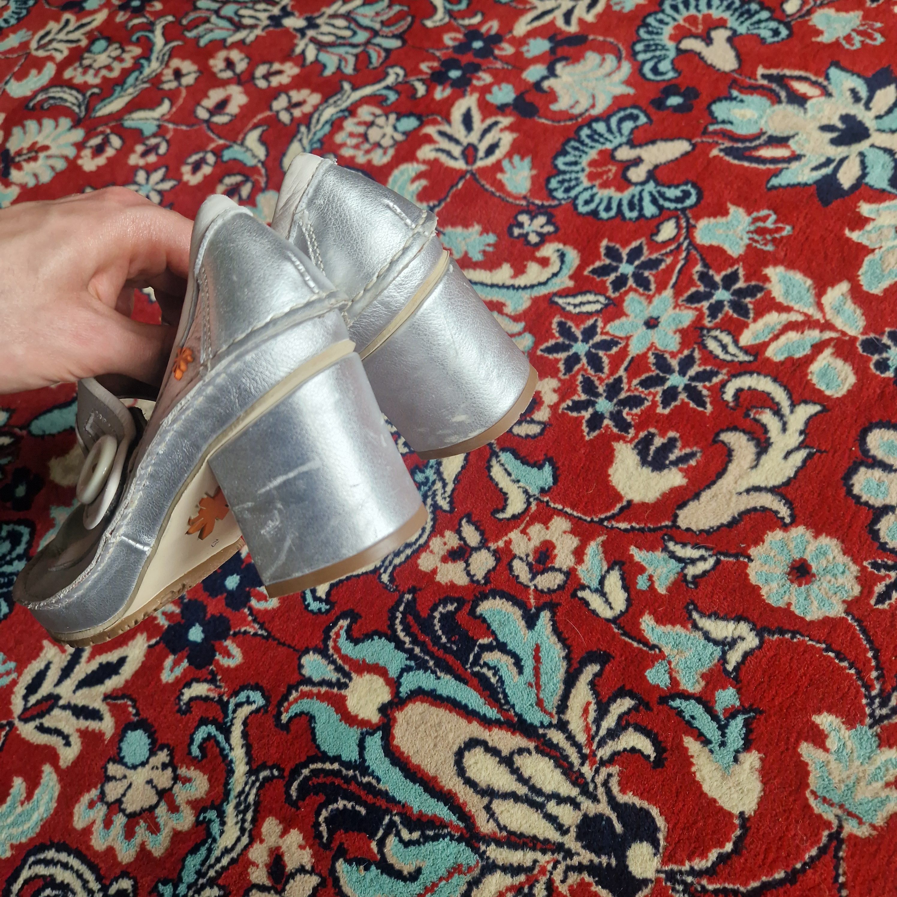 Other The Art Company Platform Heels - Silver with White Accents Size US 6 / IT 36 - 3 Thumbnail