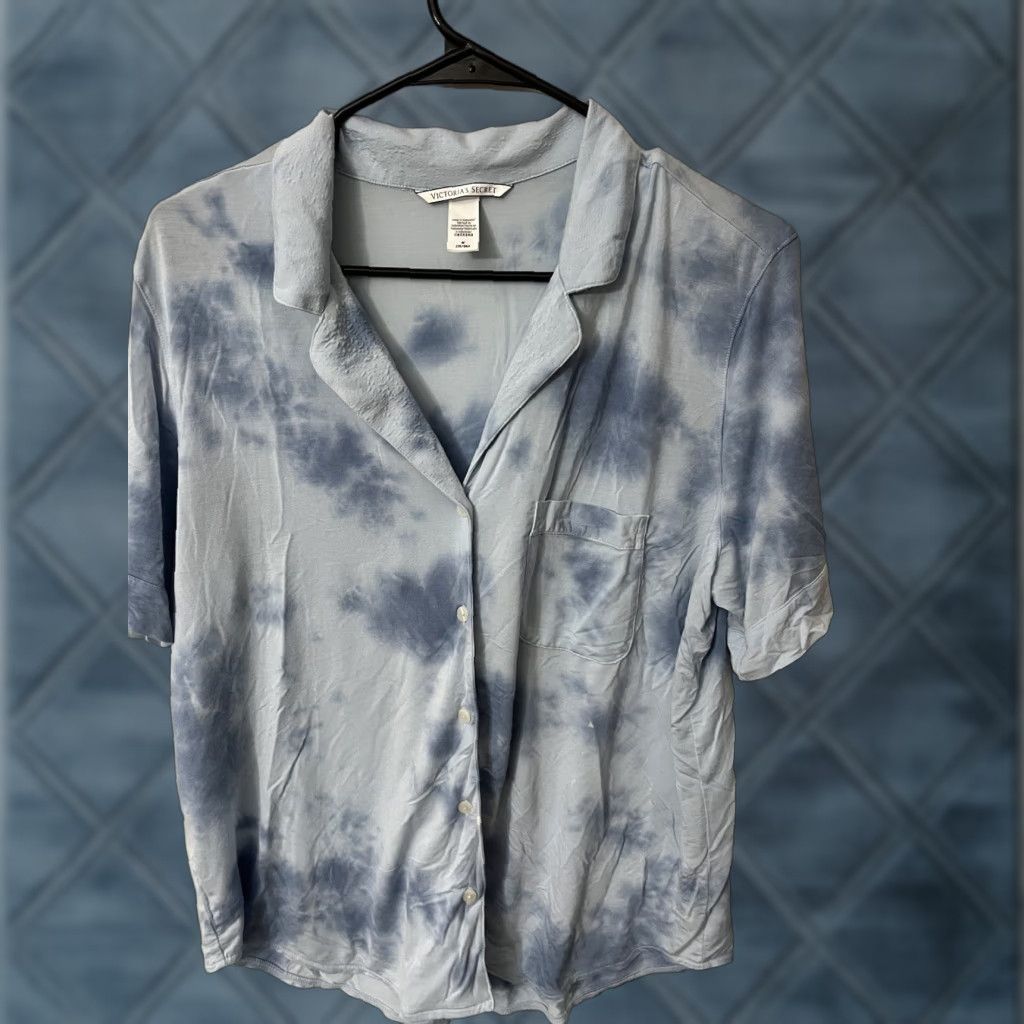 Victoria's Secret VINTAGE Victoria's Secret Shirt Jersey Tie Dye Long Sleeve Collared Pajama Shirt M Blue Womens Size M / US 6-8 / IT 42-44 - 1 Thumbnail