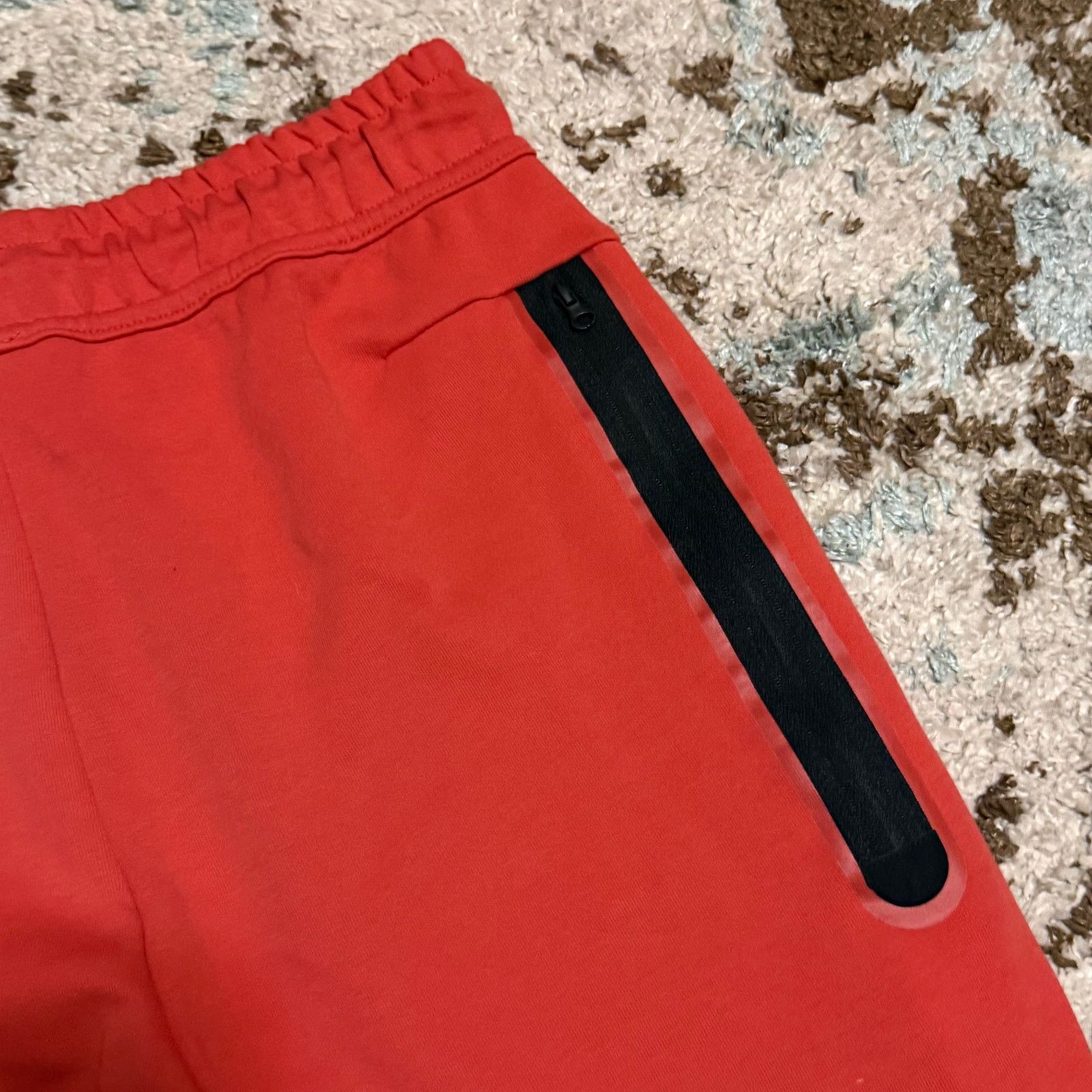 Nike Nike Tech Fleece Sweatpants Size XL (Fits L) Streetwear Size US 34 / EU 50 - 4 Thumbnail