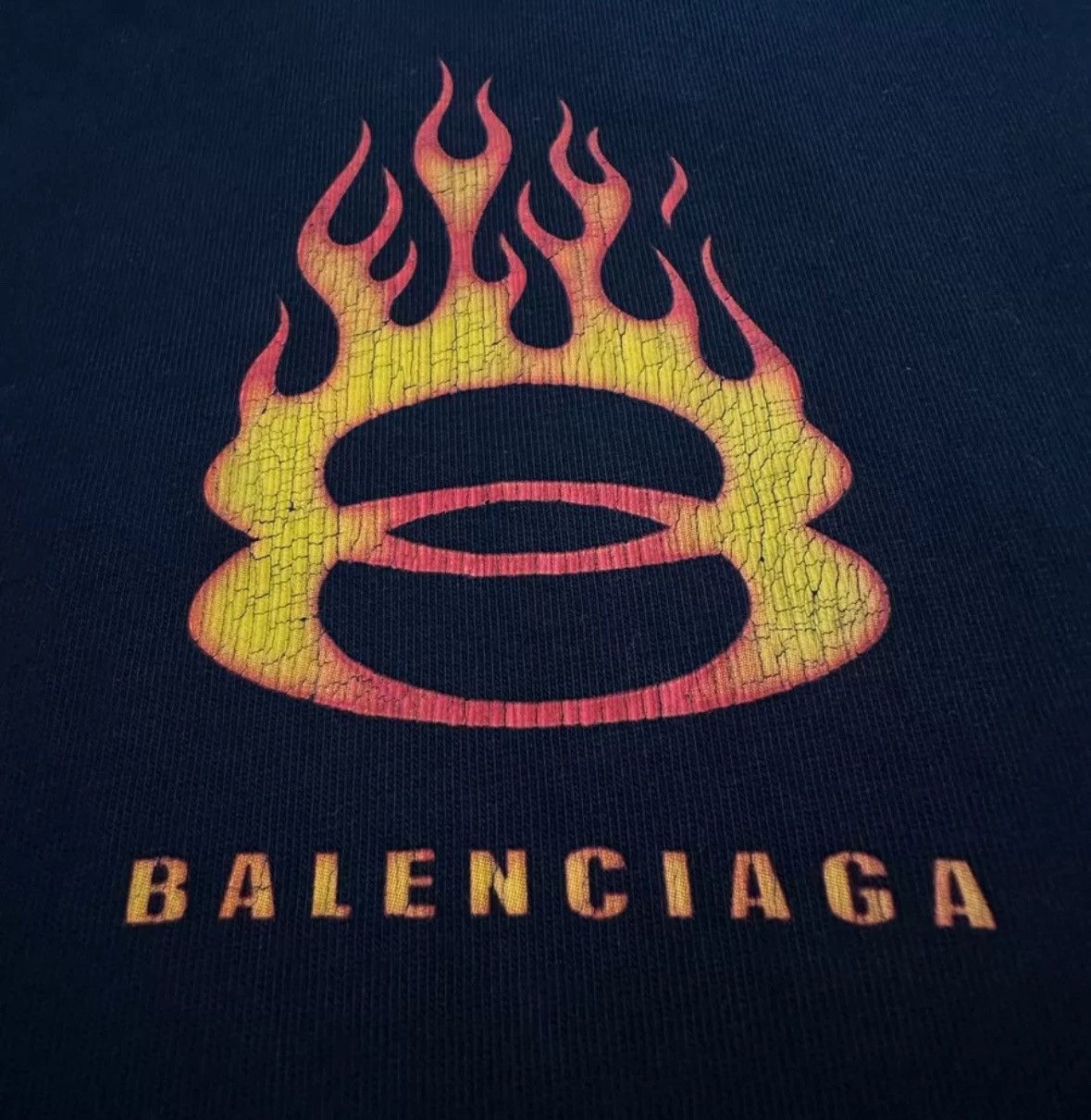 Balenciaga Balenciaga 24fw destroys old flame short sleeved shirt Size US S / EU 44-46 / 1 - 4 Thumbnail