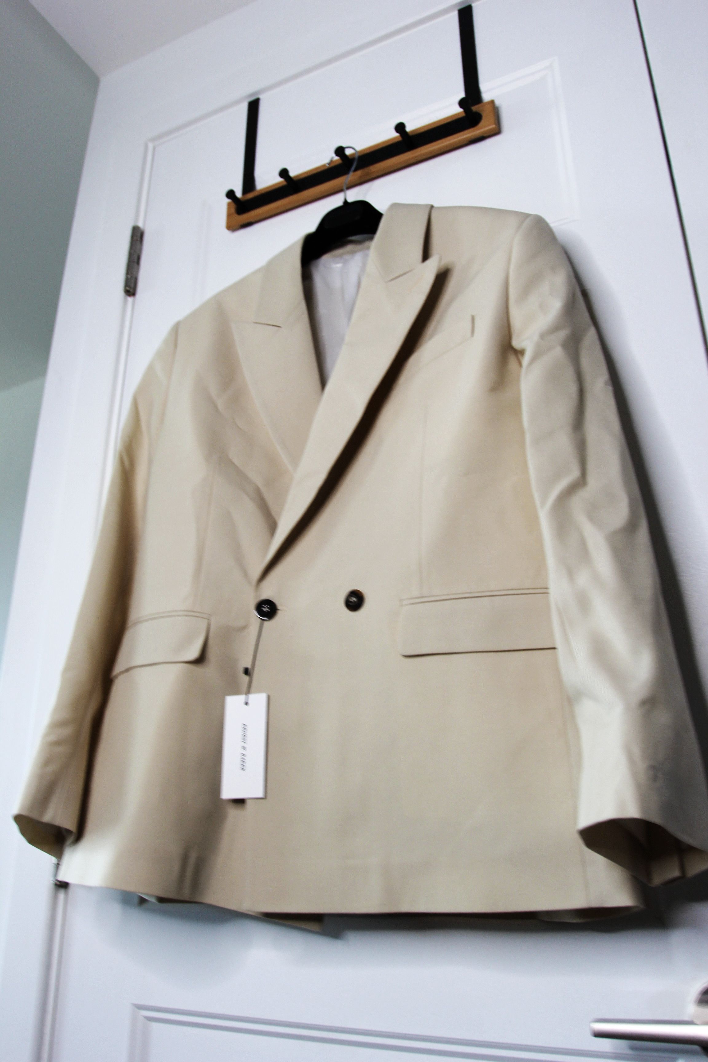 Ernest W. Baker BNWT SS23 ERNEST W. BAKER DOUBLE-BREASTED BLAZER 52 Size US L / EU 52-54 / 3 - 5 Thumbnail