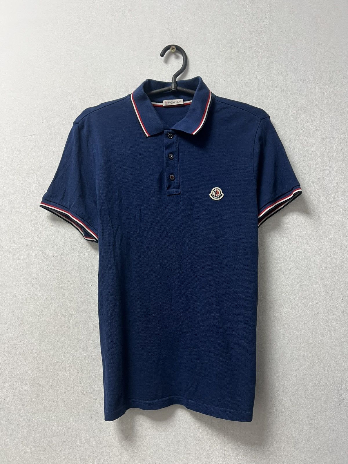 Moncler Moncler Polo Shirt Classic Logo Vintage Designer Size US S / EU 44-46 / 1 - 1 Thumbnail