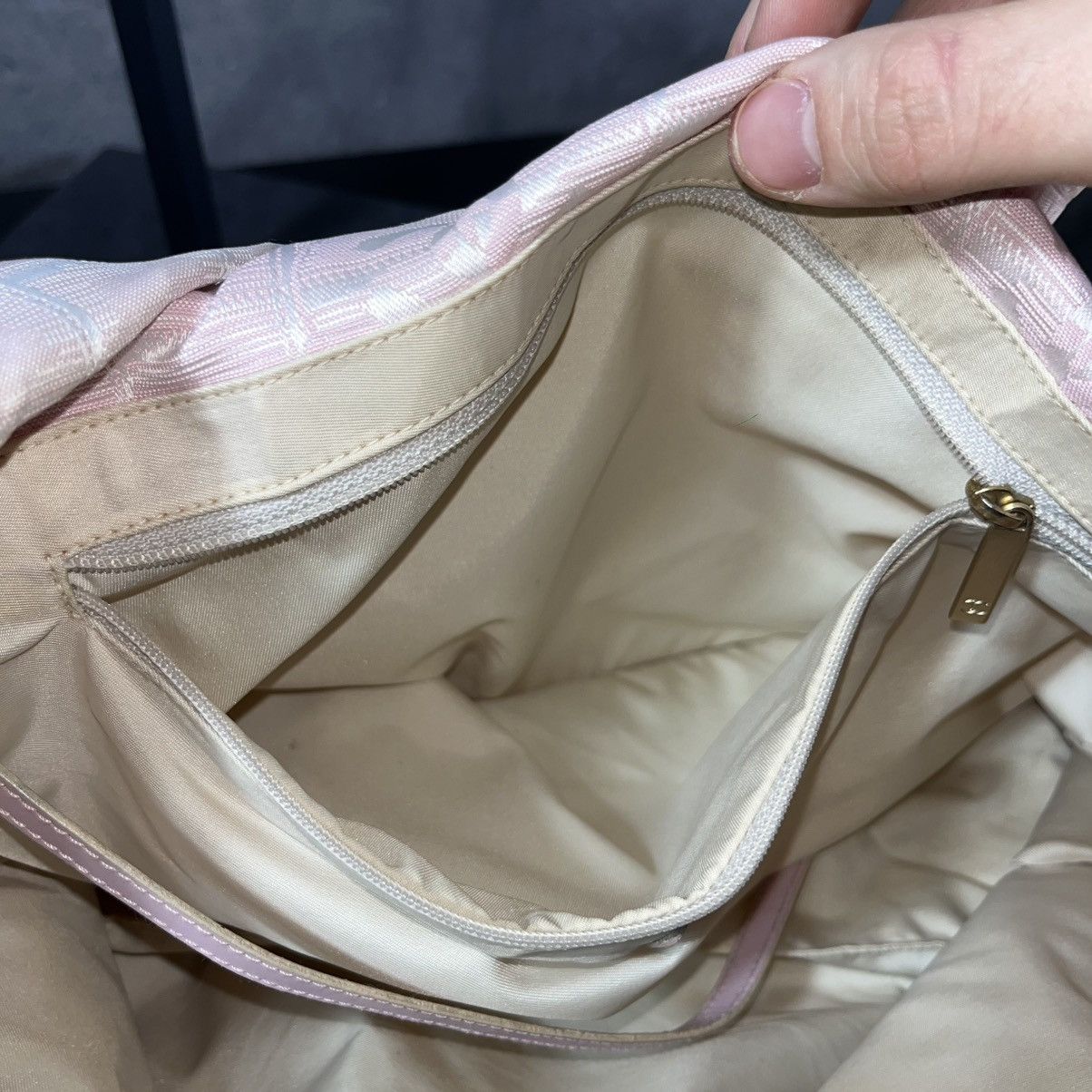 Chanel Archive Chanel Aligne Pink Travel Line Monogram Hand Bag Size ONE SIZE - 19 Thumbnail