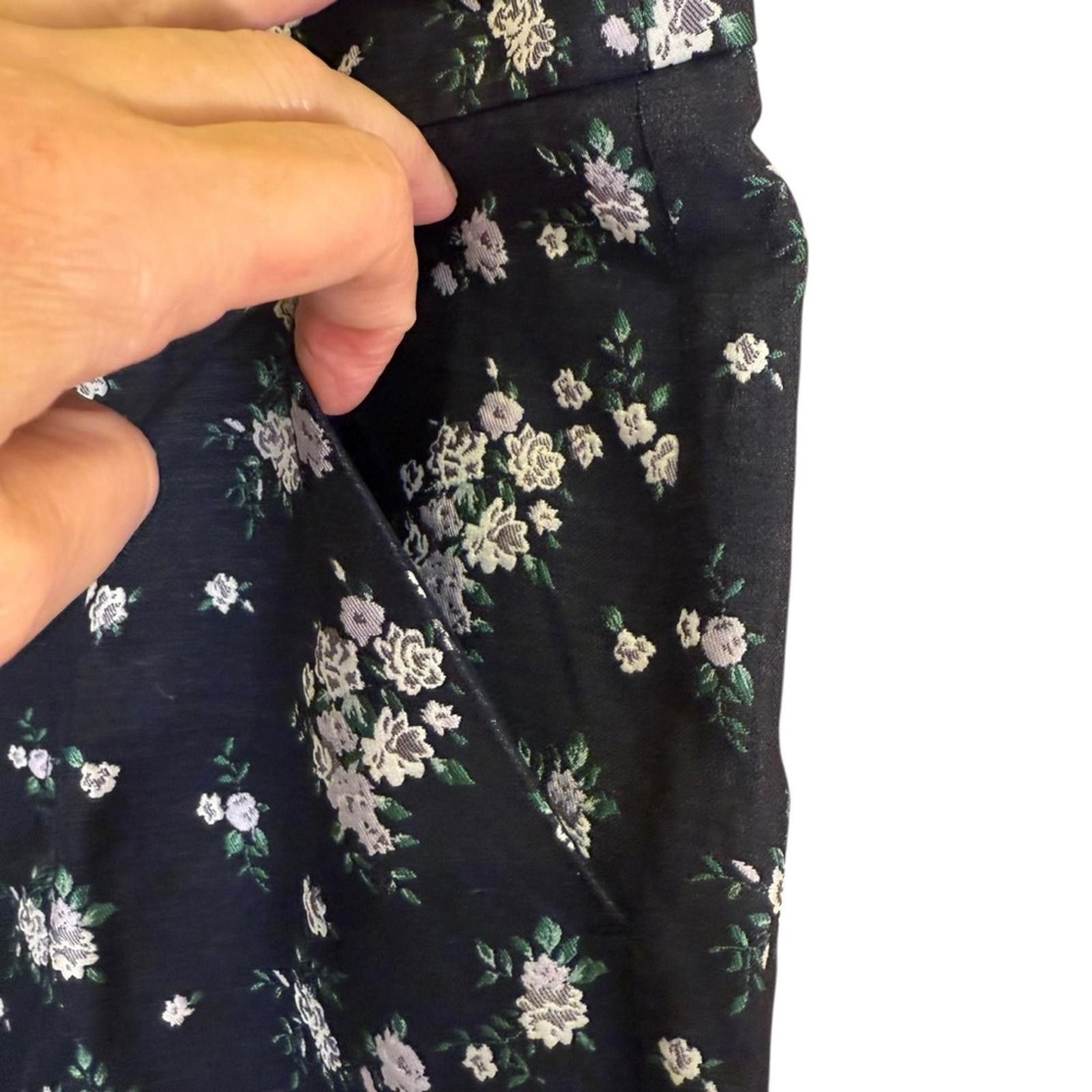 Other Christy Lynn Jacquard Floral Mallory Wide Leg Crop Pants sz6 Size 28" / US 6 / IT 42 - 4 Thumbnail