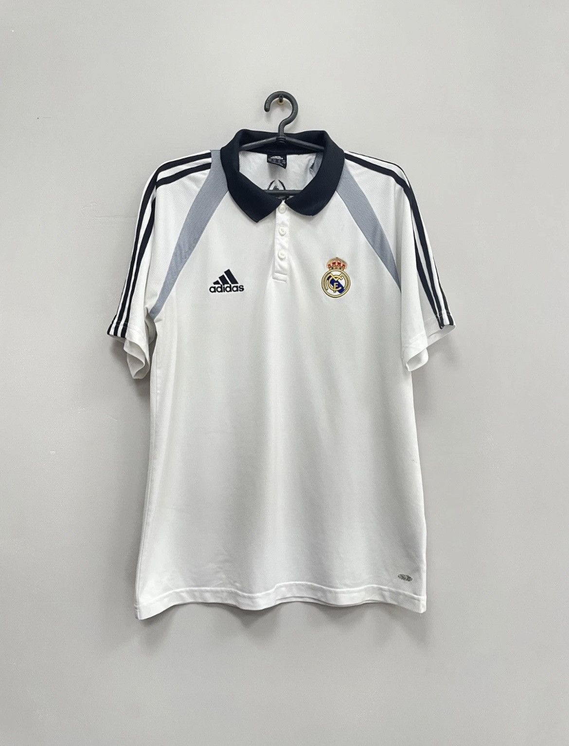 Adidas Real Madrid 2004/2005 Training Football Shirt Adidas Size US M / EU 48-50 / 2 - 1 Thumbnail