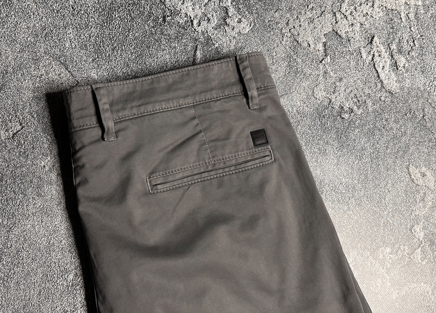 Hugo Boss Hugo Boss men's chino 36/32 Size US 36 / EU 52 - 4 Thumbnail
