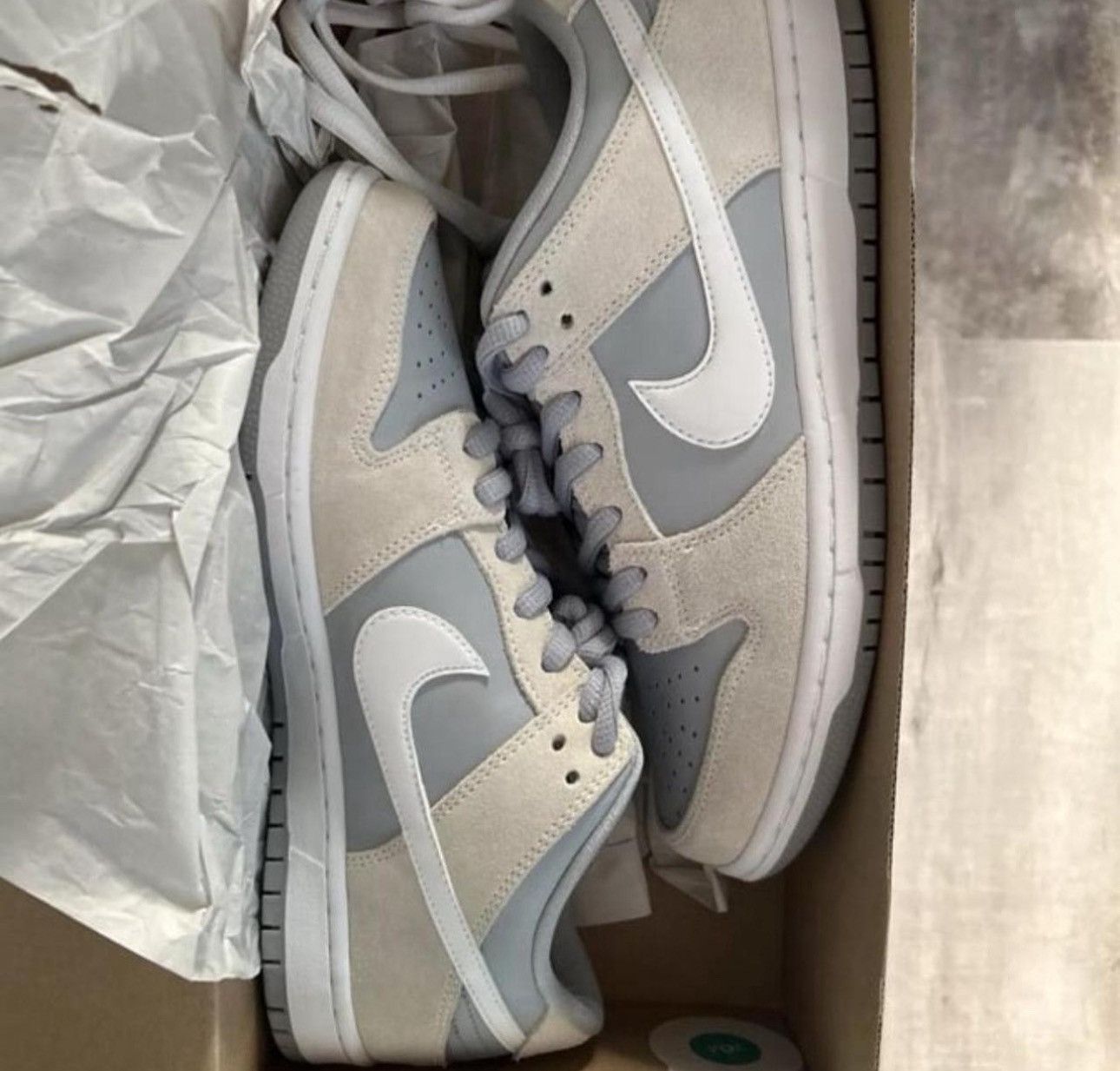 Nike Nike SB Dunk Low Size US 9.5 / EU 42-43 - 2 Thumbnail