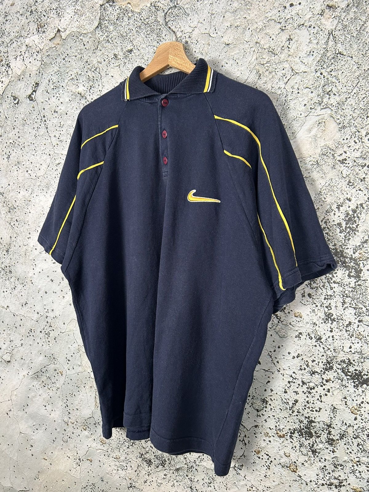 Nike Vintage Nike 90s Swoosh Polo Shirt Sportswear Hype Rap Baggy Size US XL / EU 56 / 4 - 2 Thumbnail
