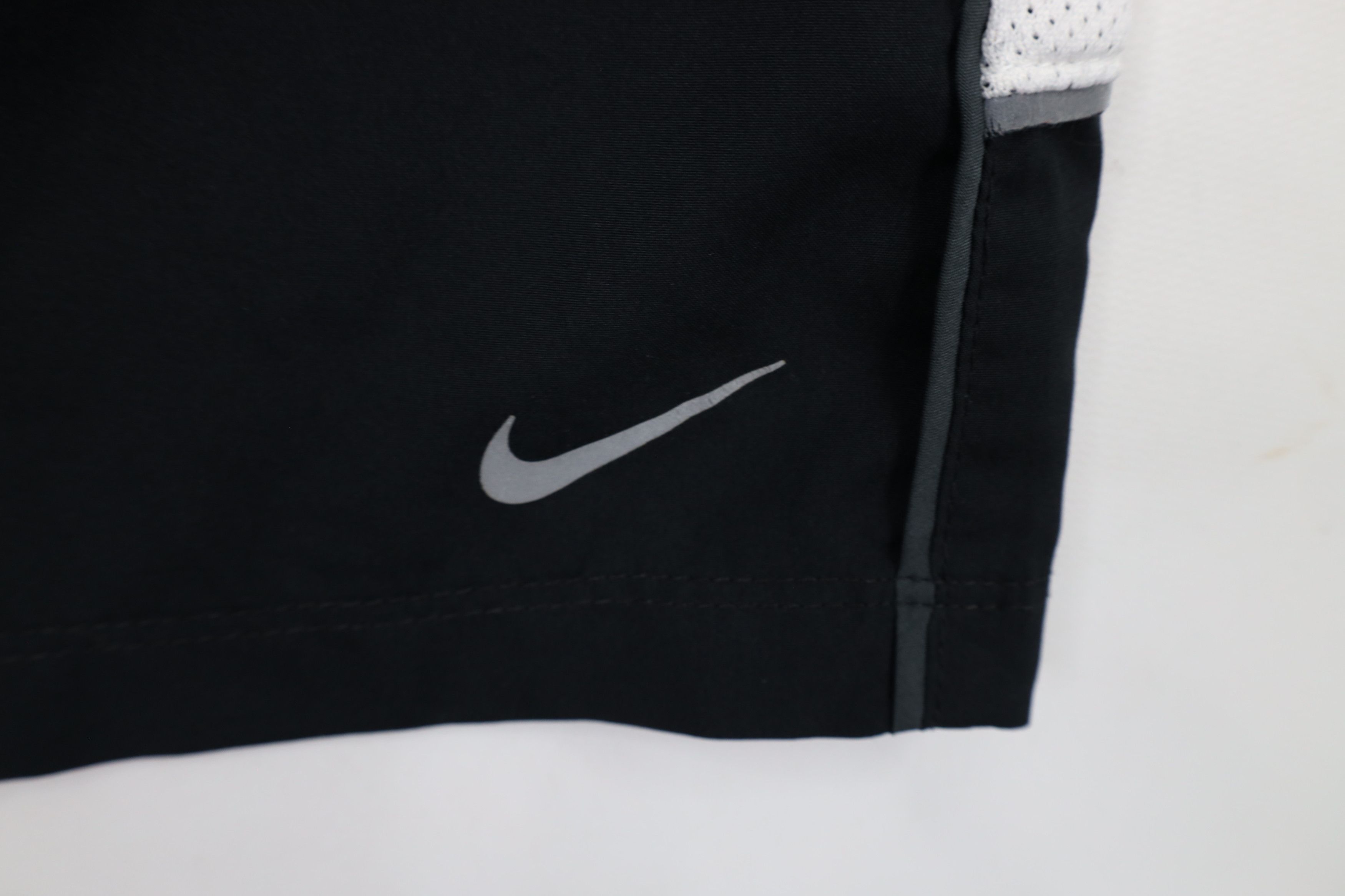 Nike × Vintage Vintage Nike Running Swoosh Lined Above Knee Shorts Size US 34 / EU 50 - 12 Thumbnail