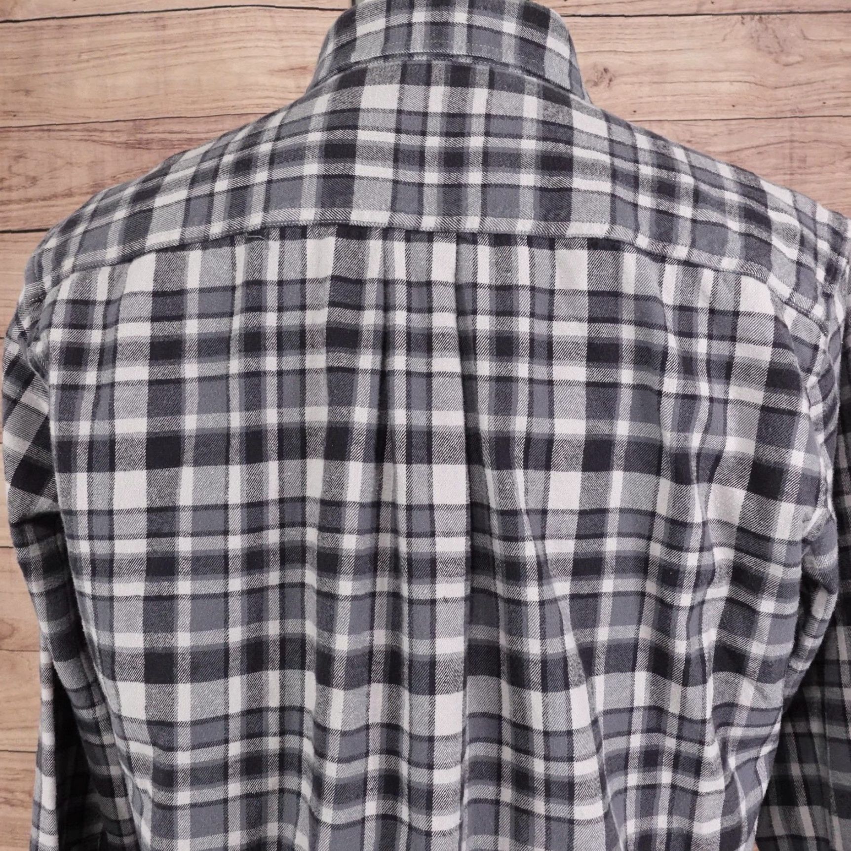 Eddie Bauer Eddie Bauer Shirt Mens L Gray Plaid Flannel Long Sleeve Button-Up Cotton Size US L / EU 52-54 / 3 - 6 Thumbnail