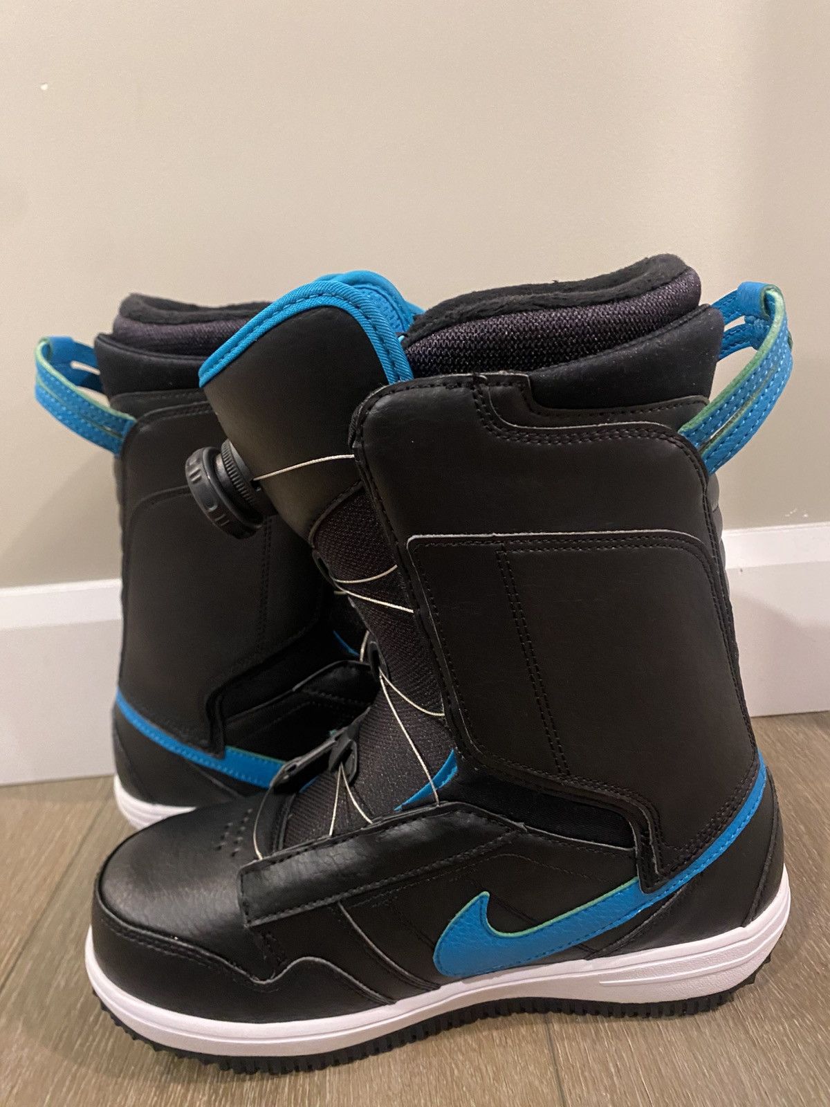 Nike Nike Vapen X BOA Snowboard Boots Black/Blue Size 8 US W 6.5M Size US 6.5 / EU 39-40 - 5 Thumbnail