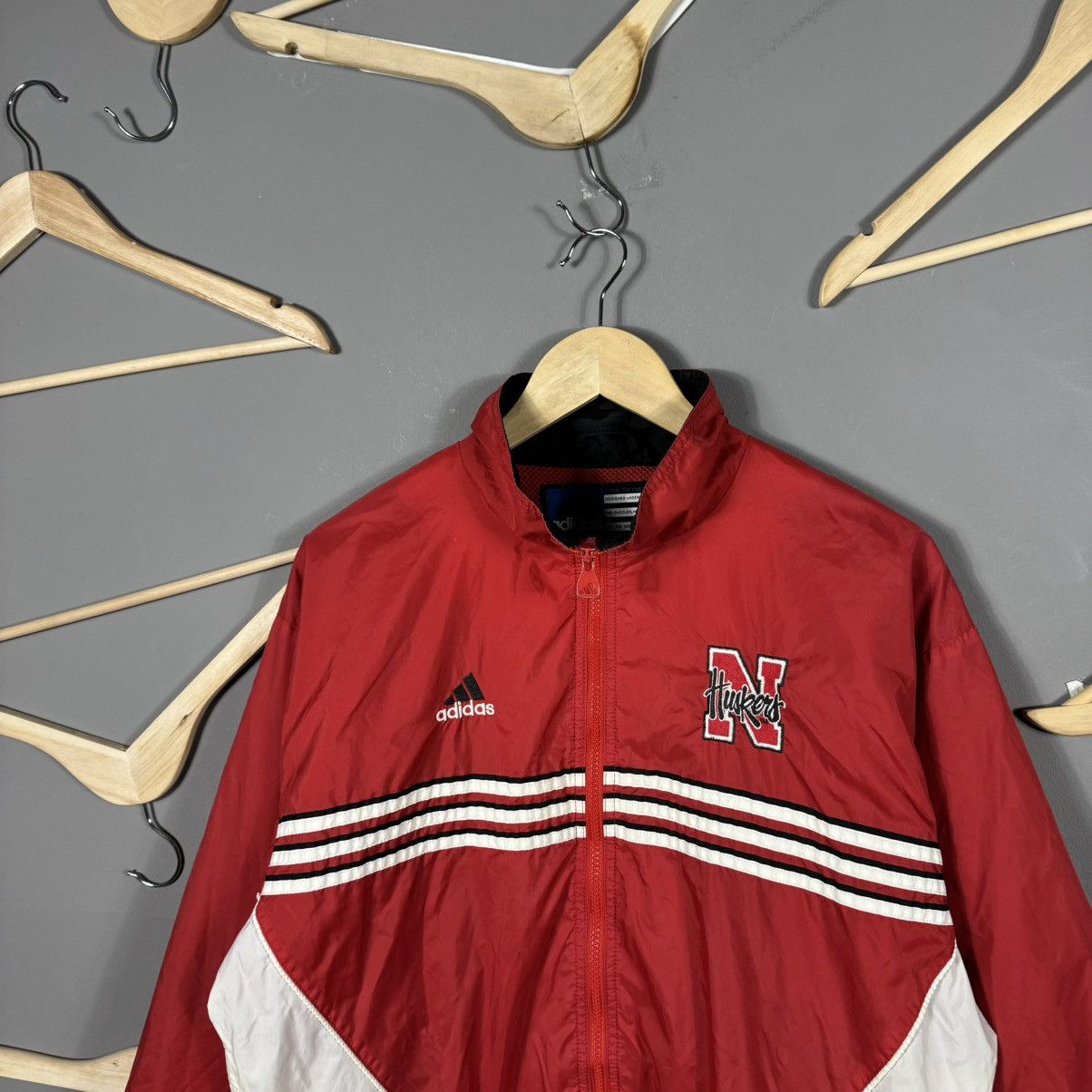 Adidas × NFL × Vintage Vintage Adidas 90s Nebraska Cornhuskers Light Jacket Size US L / EU 52-54 / 3 - 5 Thumbnail