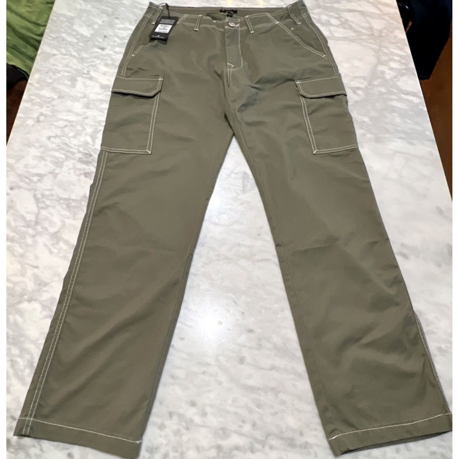 True Religion True Religion Mens Cargo Pant SN Olive Kalamata Size 34 Outline NWT PantMen MSRP69 Size US 34 / EU 50 - 2 Thumbnail