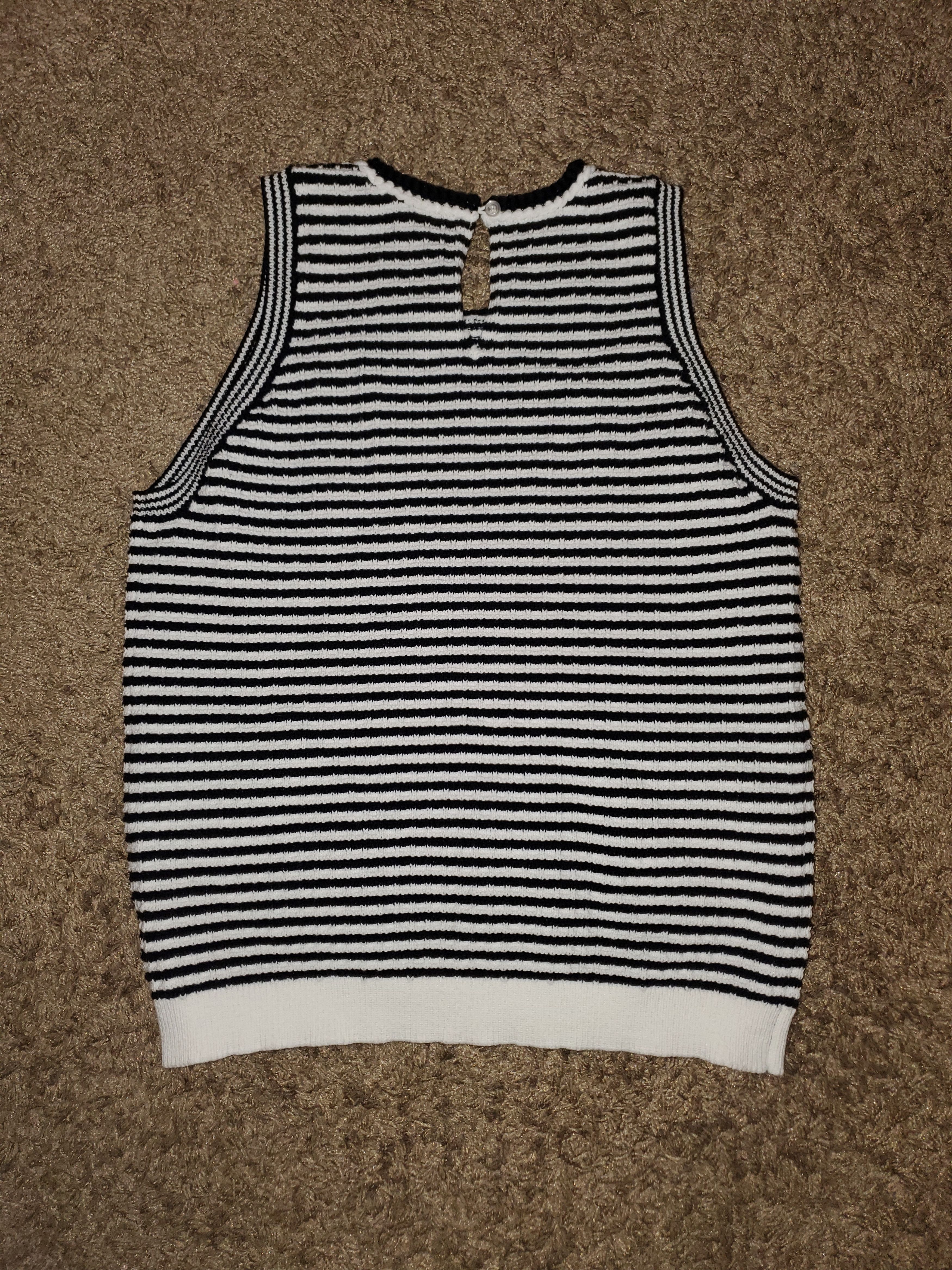 Other Free Assembly Women's Black + White Crochet Sweater Tank Size M / US 6-8 / IT 42-44 - 6 Thumbnail