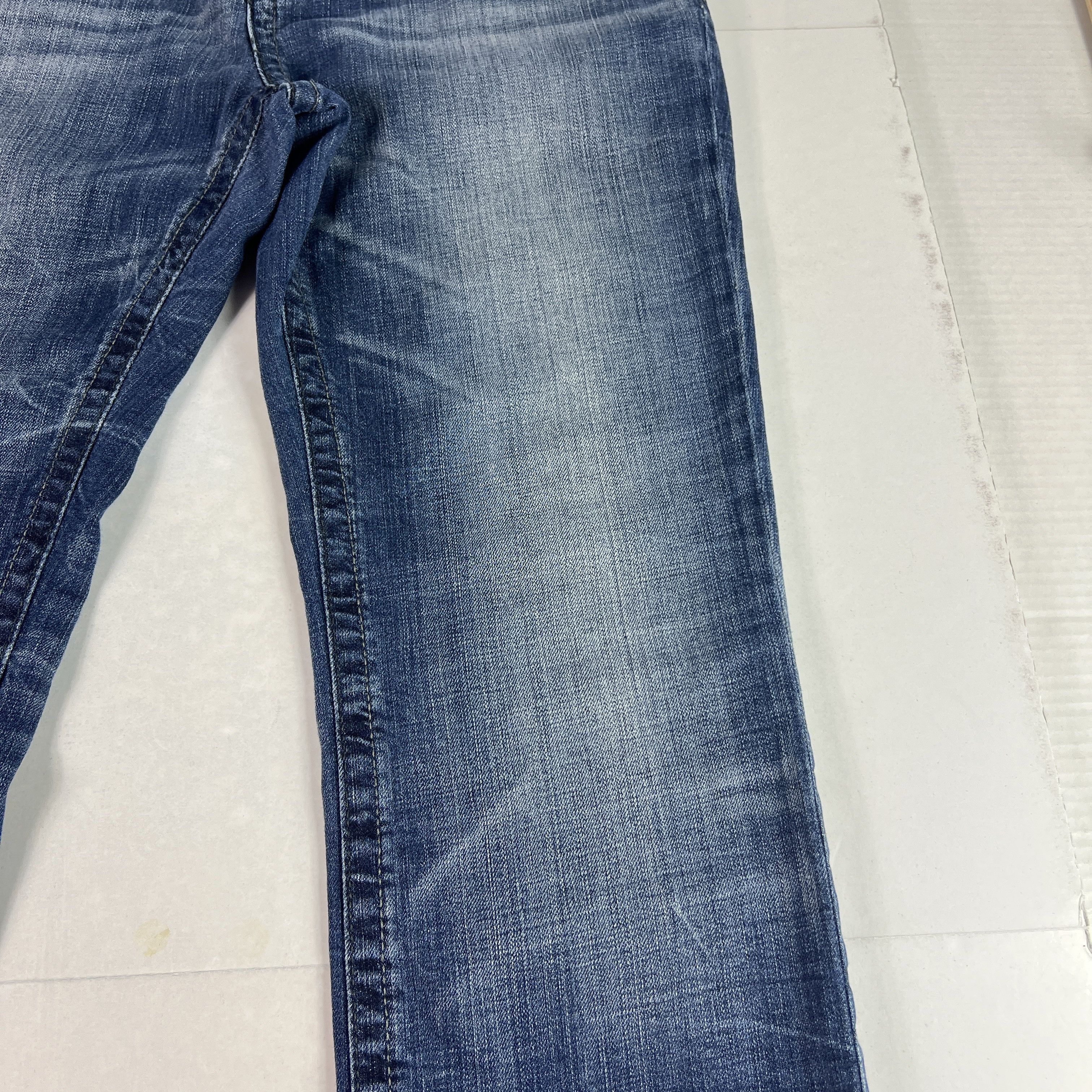 BKE BKE Jeans Long Derek Straight Leg Blue Faded Stretch Denim Size US 35 - 3 Thumbnail