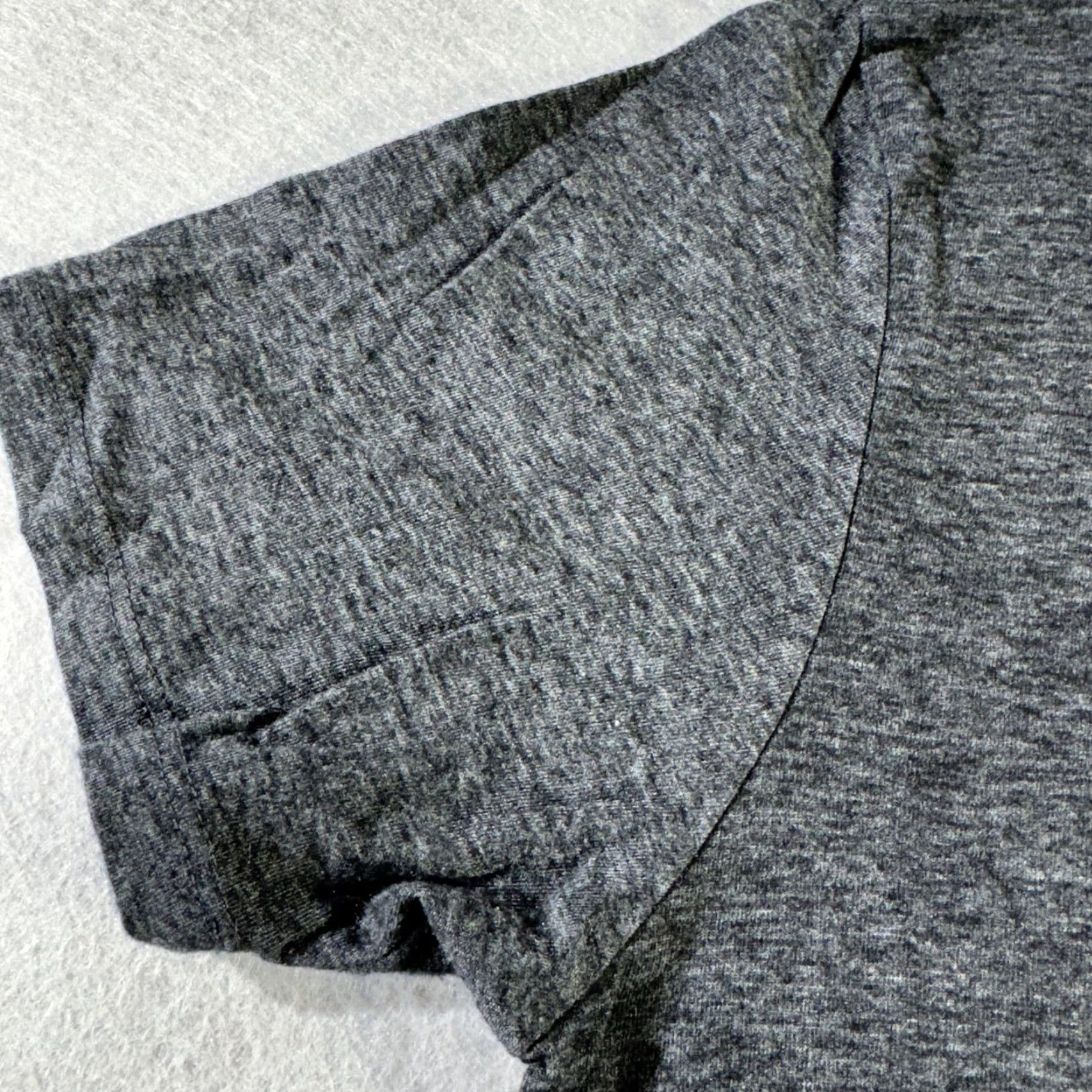 Vintage Selena Shirt Mens Medium Gray Black Graphic Tee Latin Music Queen Portrait Signature Size US M / EU 48-50 / 2 - 5 Thumbnail