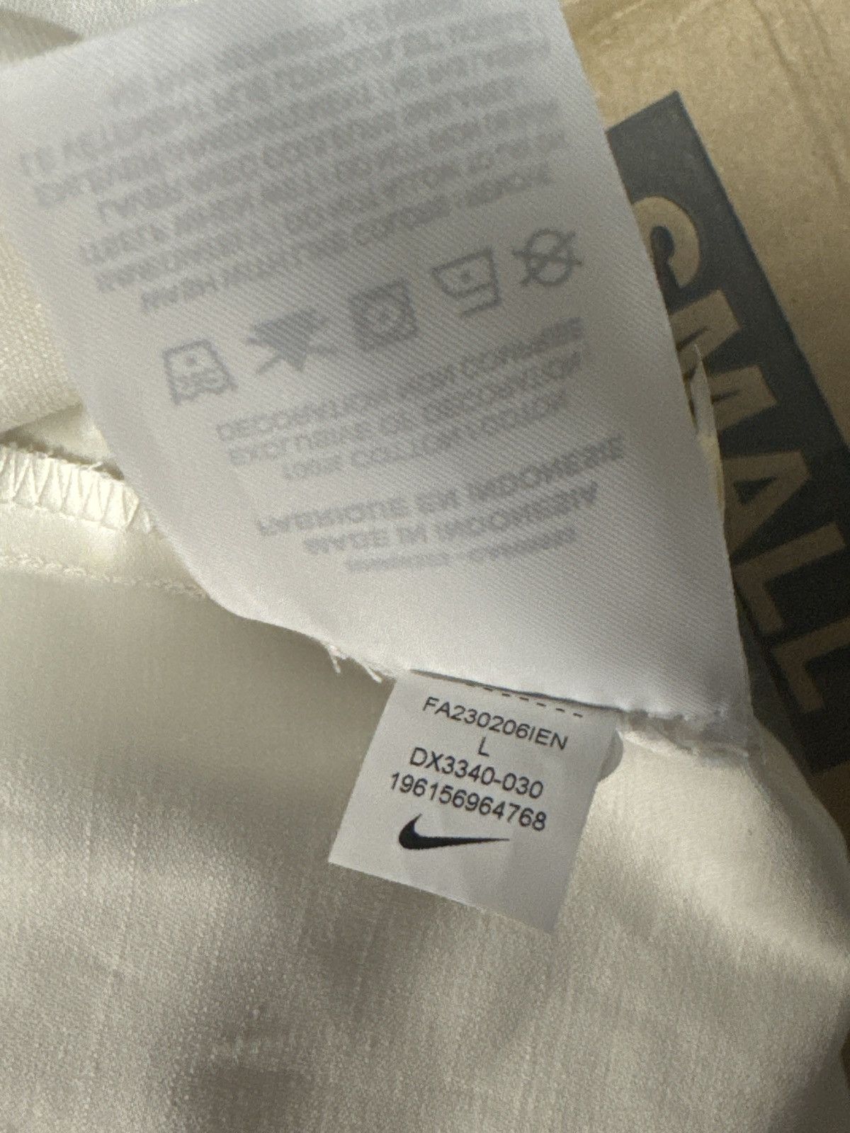 Nike Nike Cream Woven Military Shirt (Size: L) Size US L / EU 52-54 / 3 - 5 Thumbnail