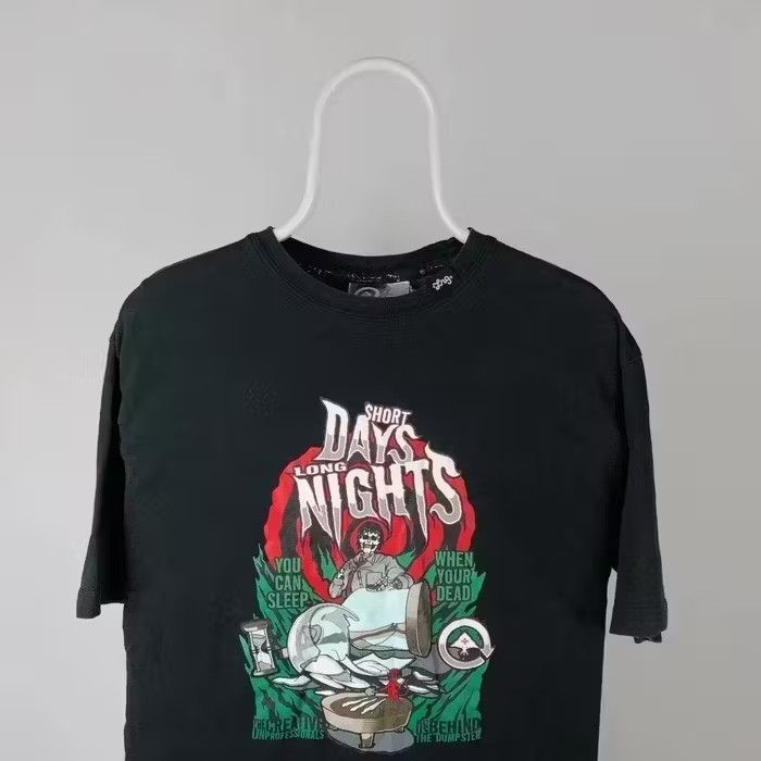 Other × Vintage Mens Vintage T Shirt Short Days Long Night Size M Vintage Size US M / EU 48-50 / 2 - 2 Thumbnail