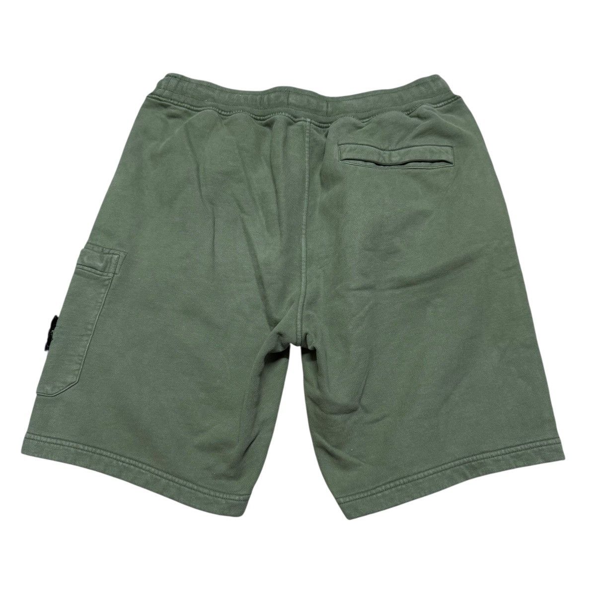 Stone Island Stone Island Shorts Pants Size US 34 / EU 50 - 2 Thumbnail