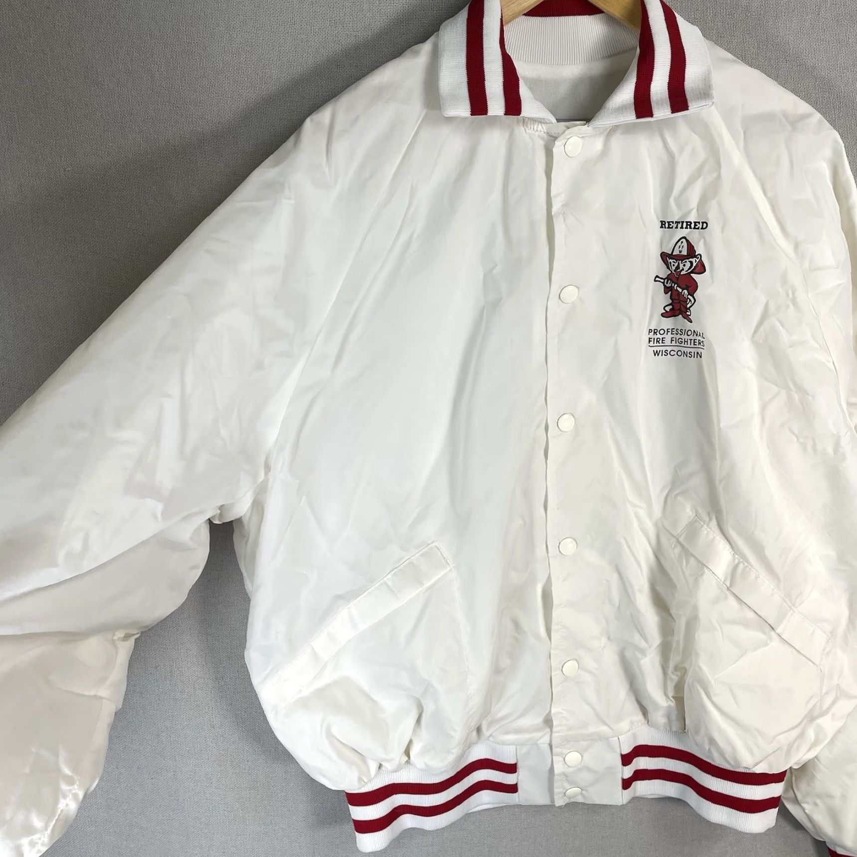 Vintage VINTAGE 80s 90s Wisconsin Professional Fire Fighters Jacket Mens XL King Louie Bomber White Nylon 80s 90s Theme Mens XL King Louie Jacket Size US XL / EU 56 / 4 - 4 Thumbnail