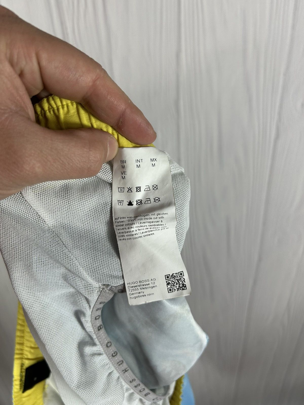 Hugo Boss Rare Hugo Boss Swordfish Swimming Shorts Trunks Shark Shorts Size US 32 / EU 48 - 8 Thumbnail