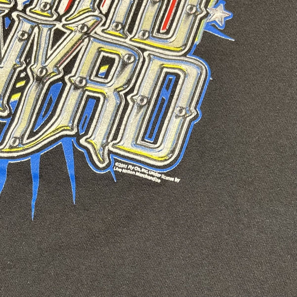 Band Tees Lynard Skynyrd Live Nation Graphic Short Sleeve Band Tee Y2K Size US XL / EU 56 / 4 - 3 Thumbnail