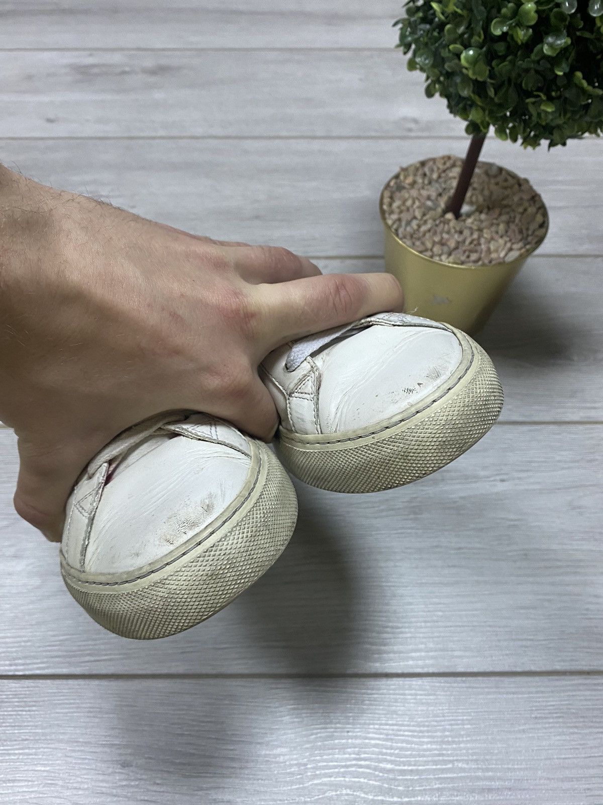 Givenchy GIVENCHY URBAN STREET LOW SNEAKER WHITE & RED Size US 7 / EU 40 - 12 Thumbnail
