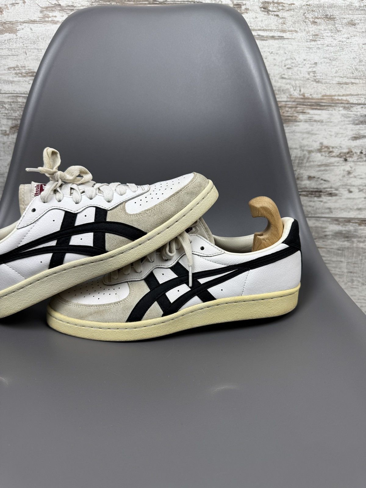 Asics × Japanese Brand × Vintage Mens Vintage ASICS onitsuka tiger low top sneakers Japanese Size US 8 / EU 41 - 3 Thumbnail
